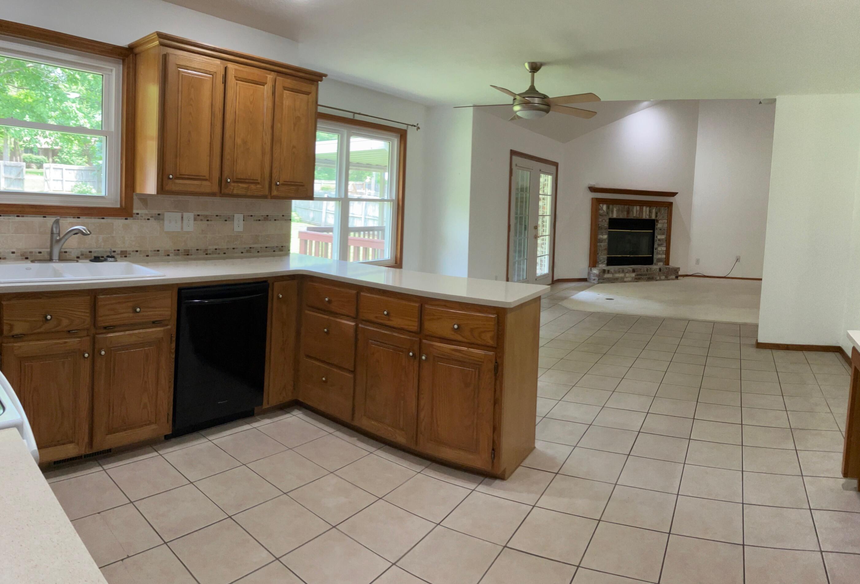 3735 West Edgewood Street Property Photo 11