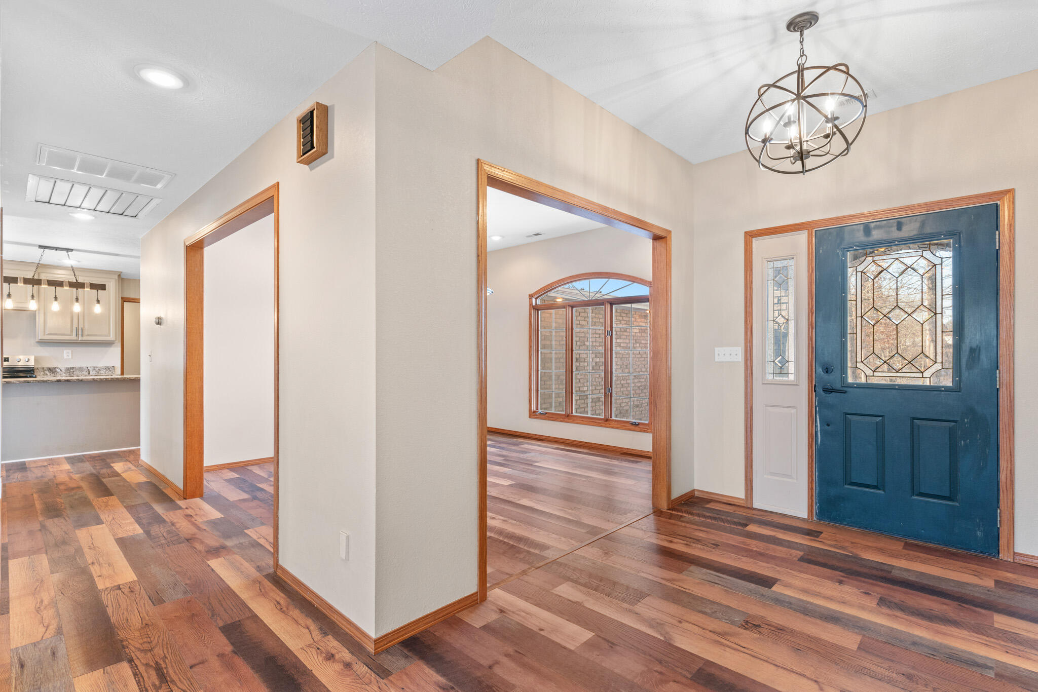 1928 Oldfield Road Property Photo 6