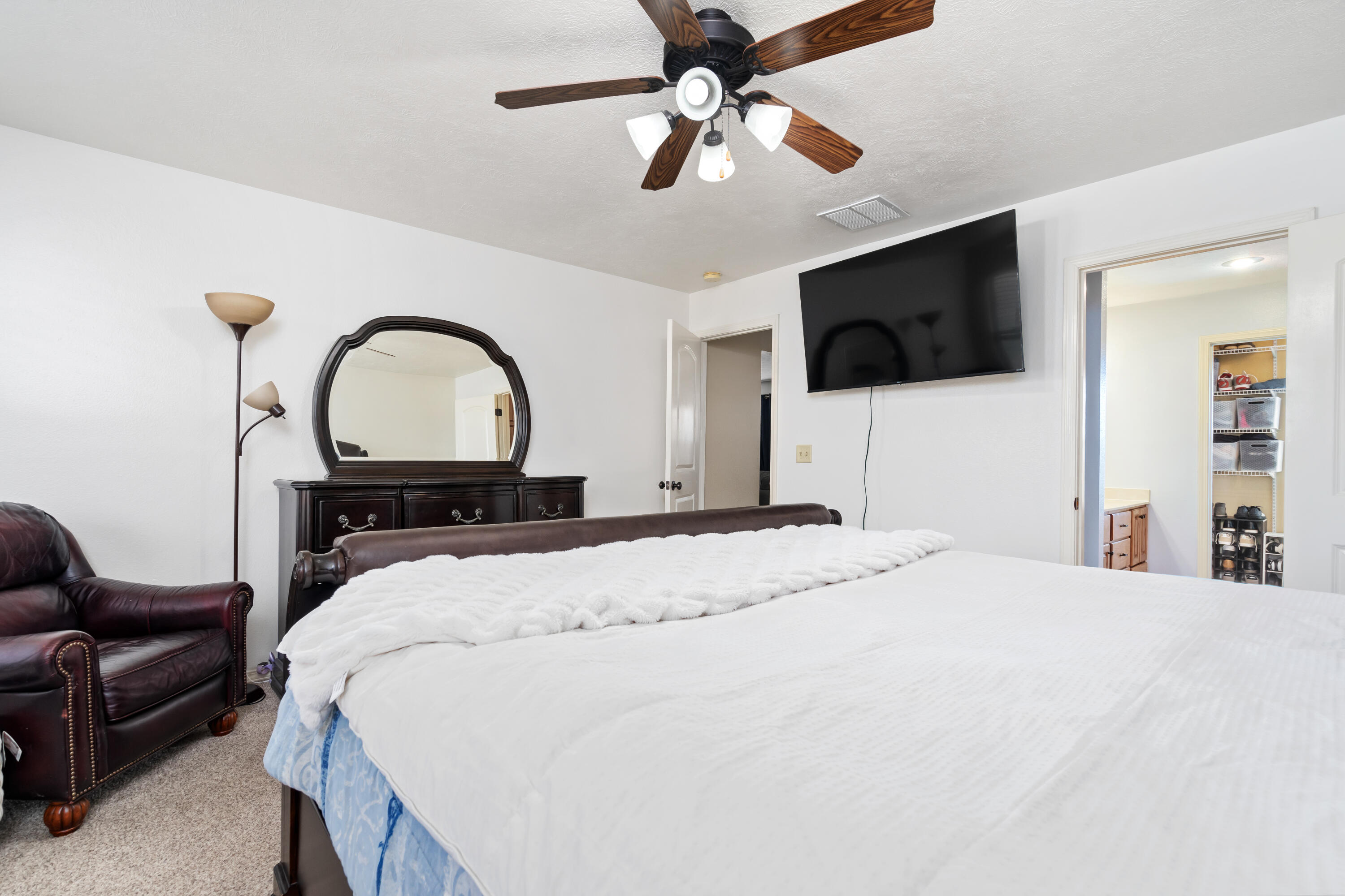 12048 North Farm Road 93 Property Photo 11