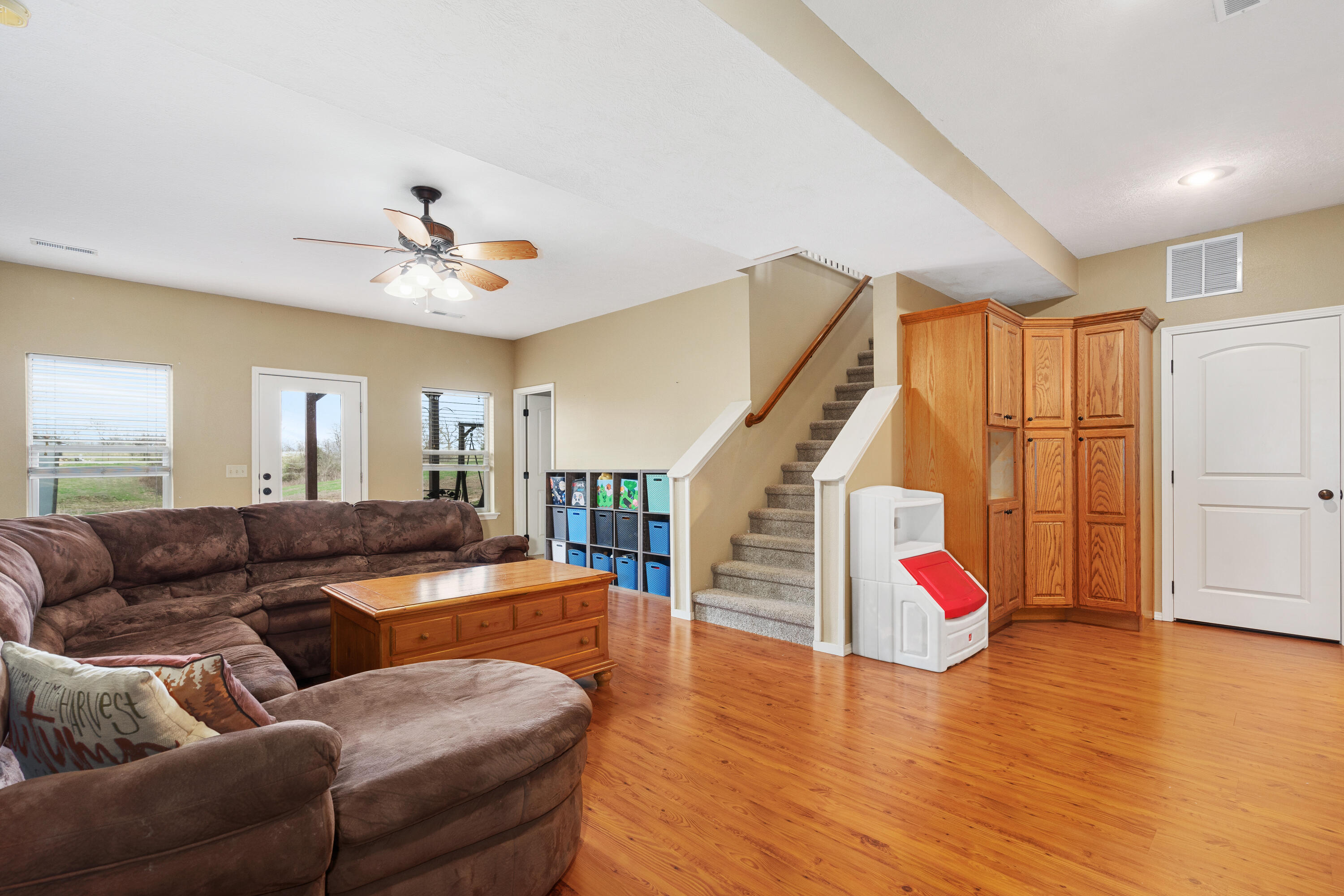 12048 North Farm Road 93 Property Photo 17