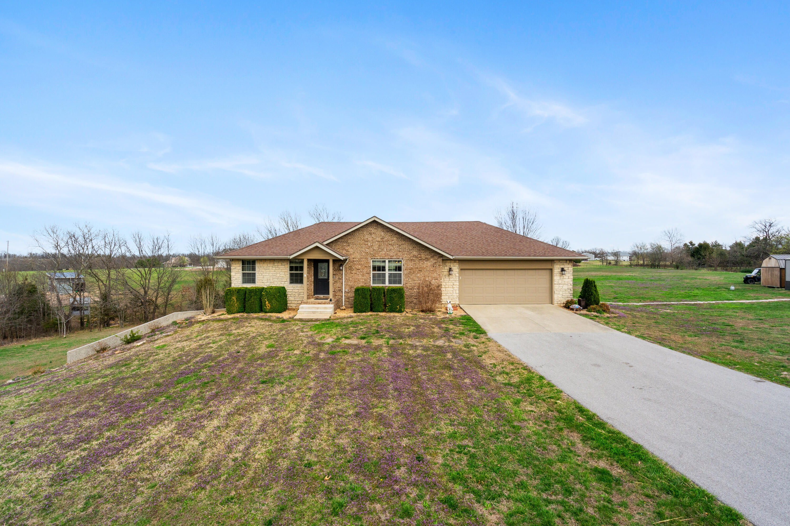 12048 North Farm Road 93 Property Photo 40