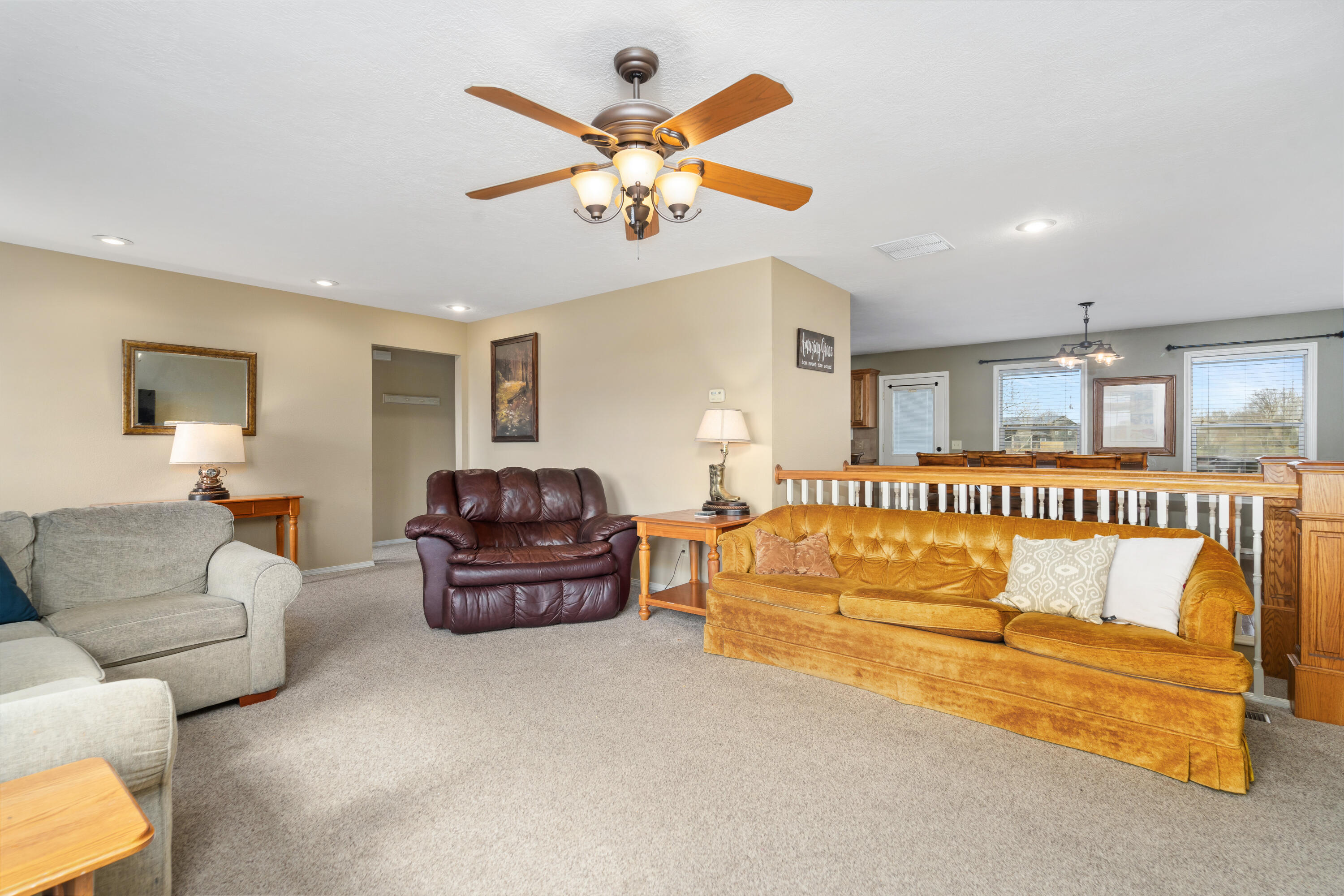 12048 North Farm Road 93 Property Photo 41