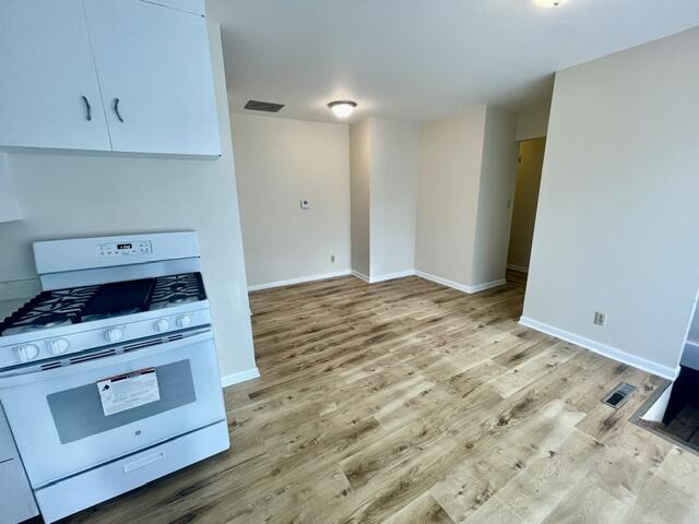 2108 North Park Avenue Property Photo 9