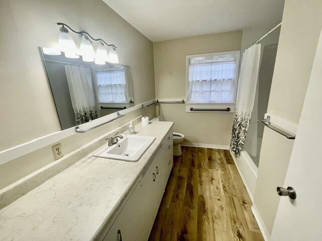 2108 North Park Avenue Property Photo 15