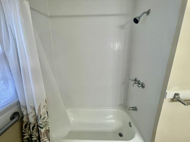 2108 North Park Avenue Property Photo 16