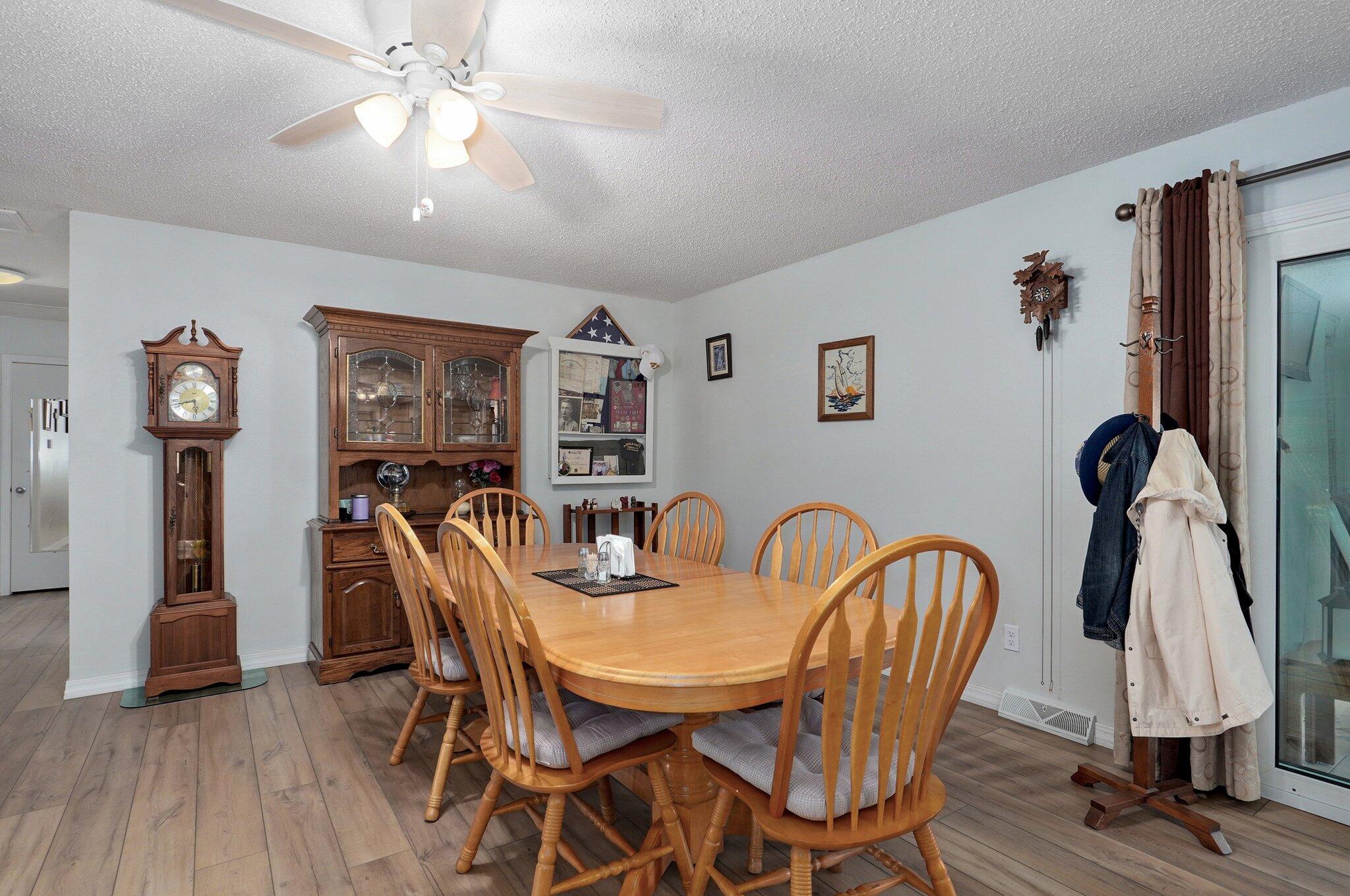 4232 West La Siesta Place Property Photo 8
