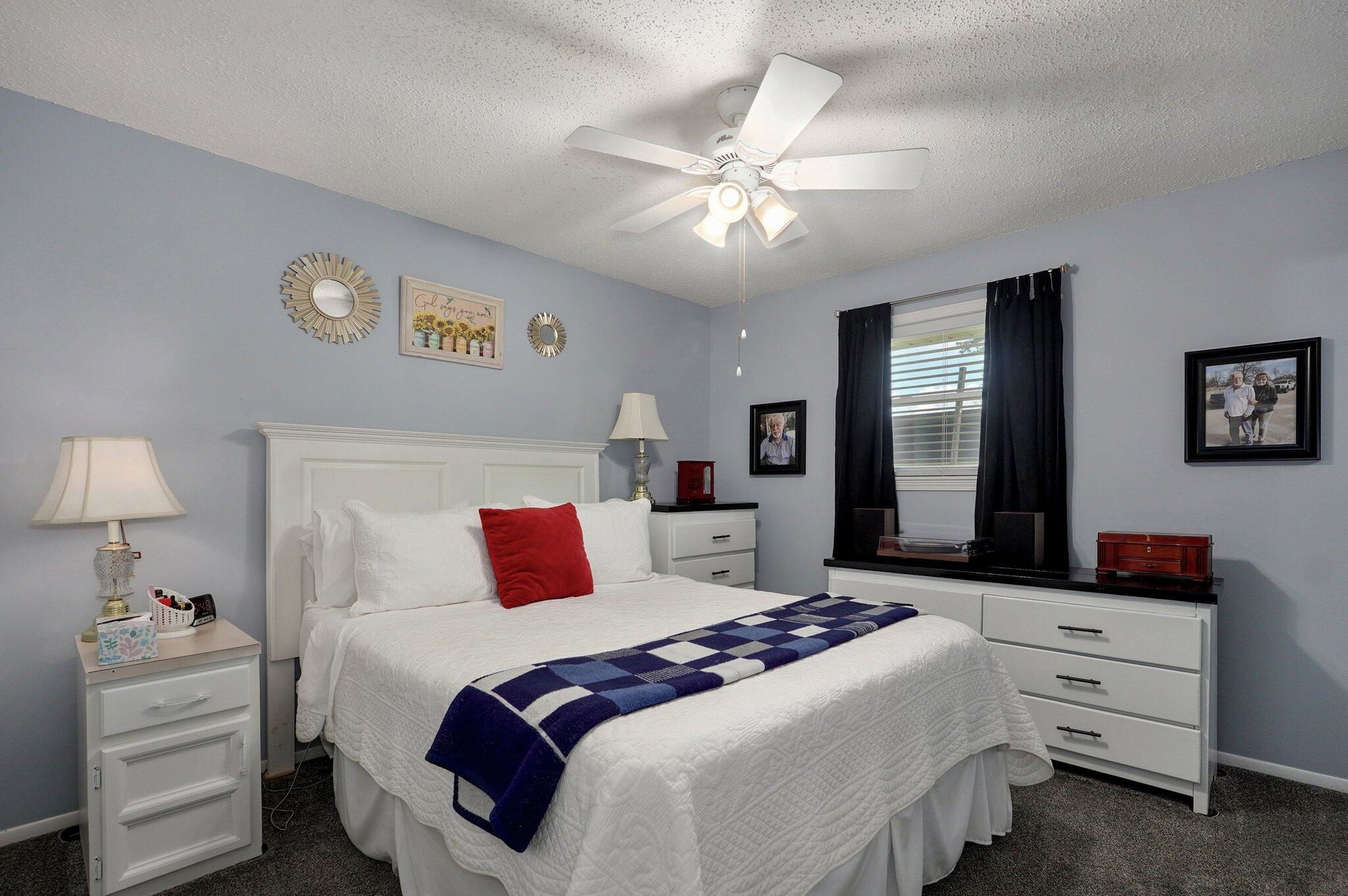4232 West La Siesta Place Property Photo 14