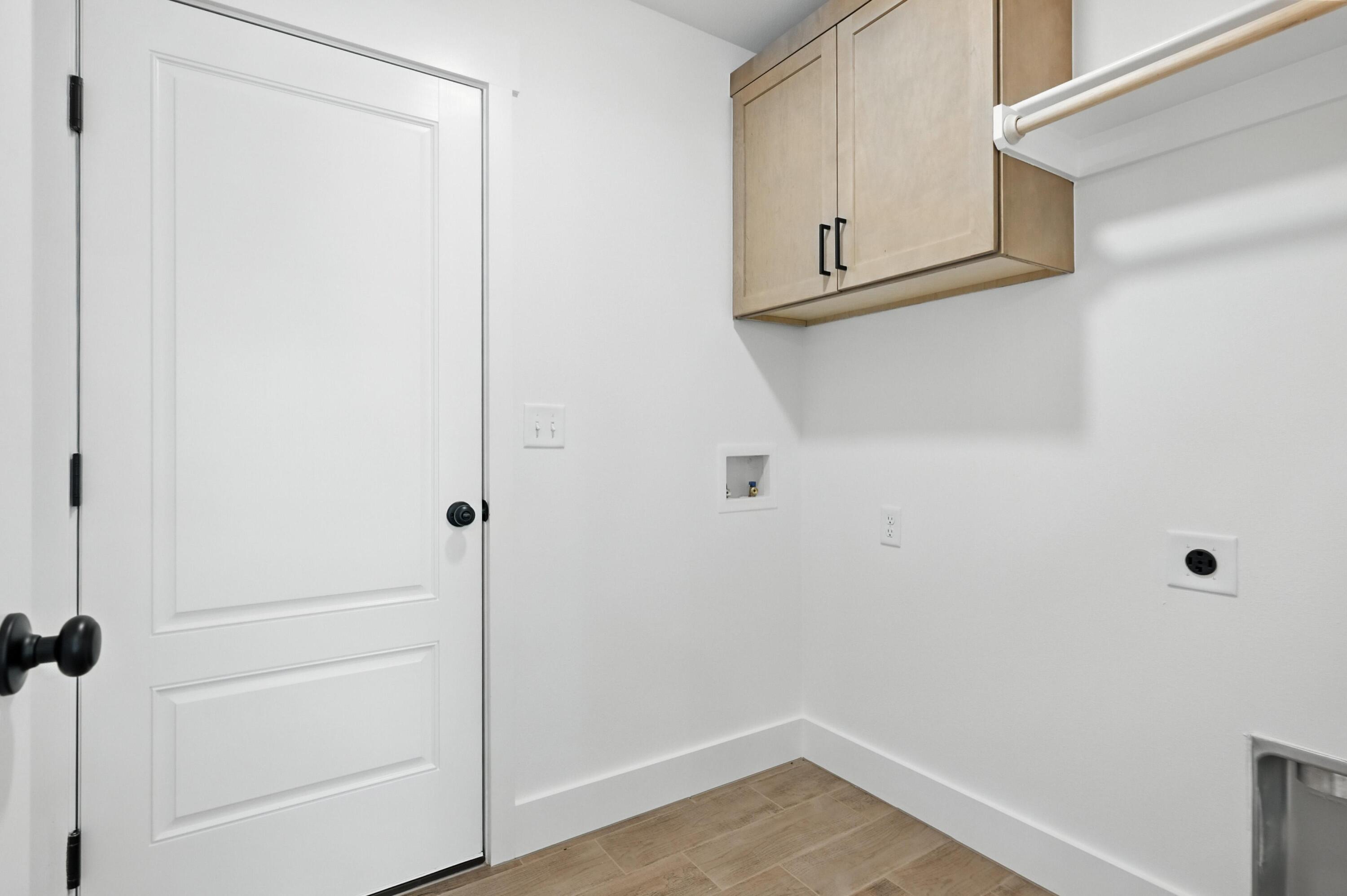 1701 East White Oak Street Property Photo 30
