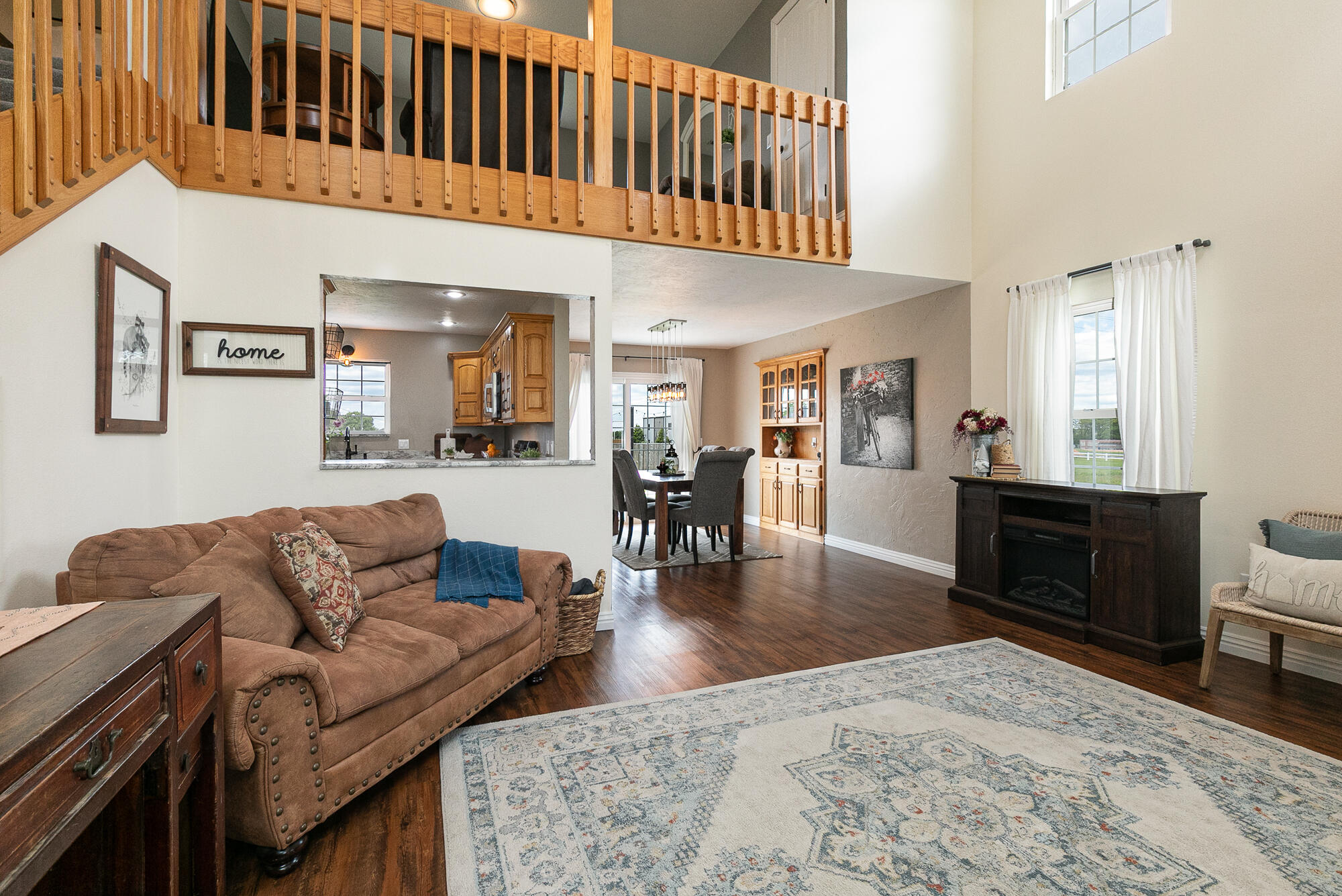 1511 East San Martin Street Property Photo 4