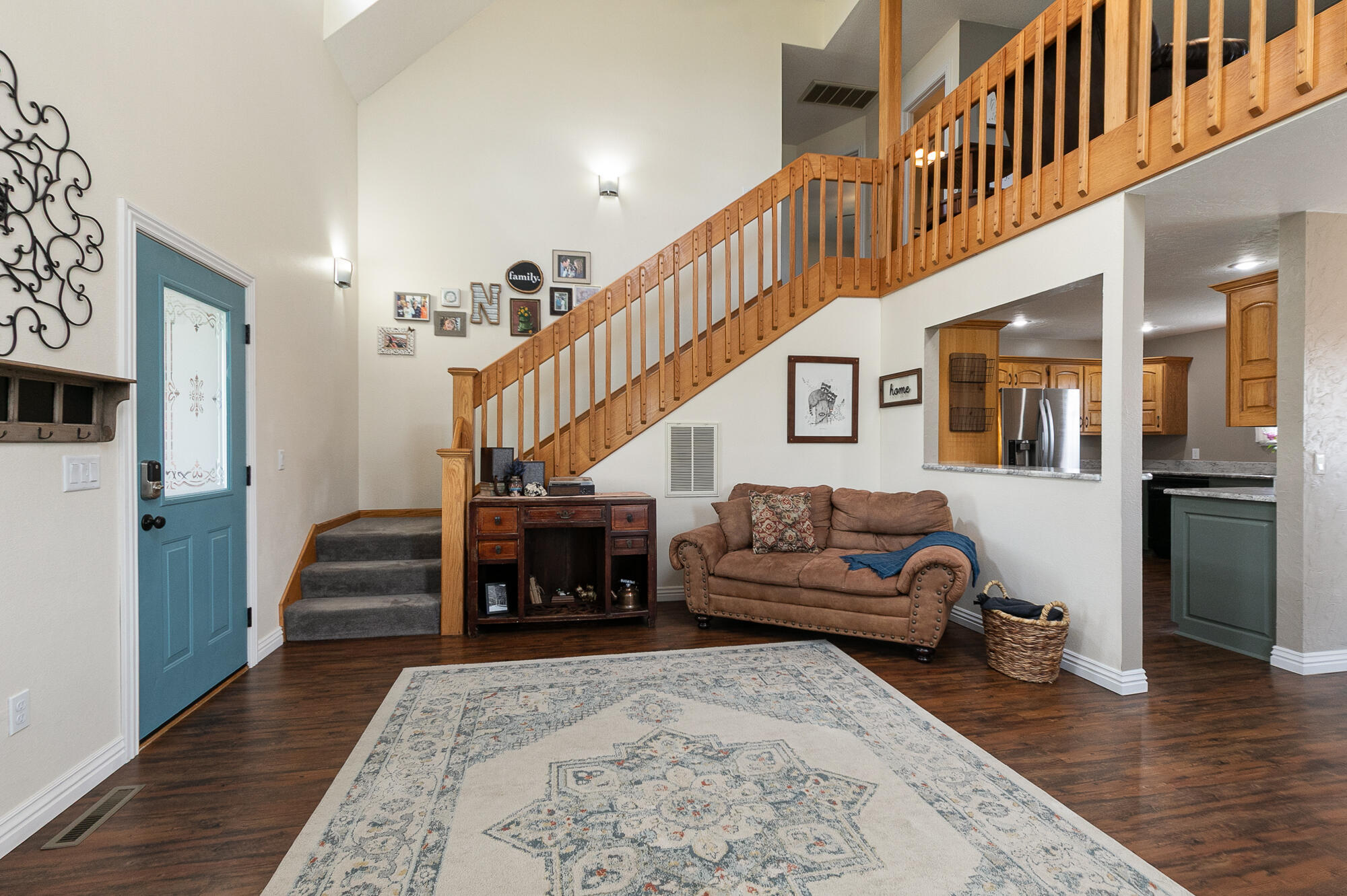 1511 East San Martin Street Property Photo 5