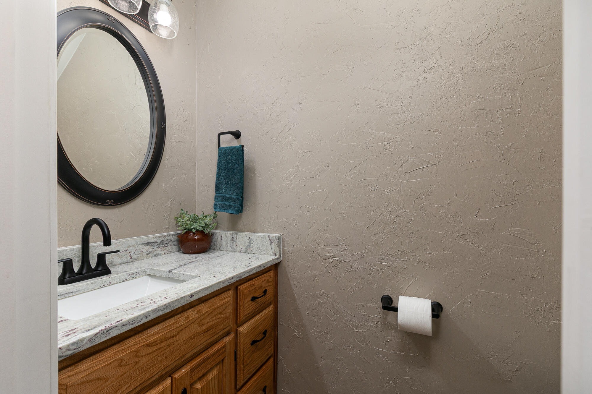 1511 East San Martin Street Property Photo 14