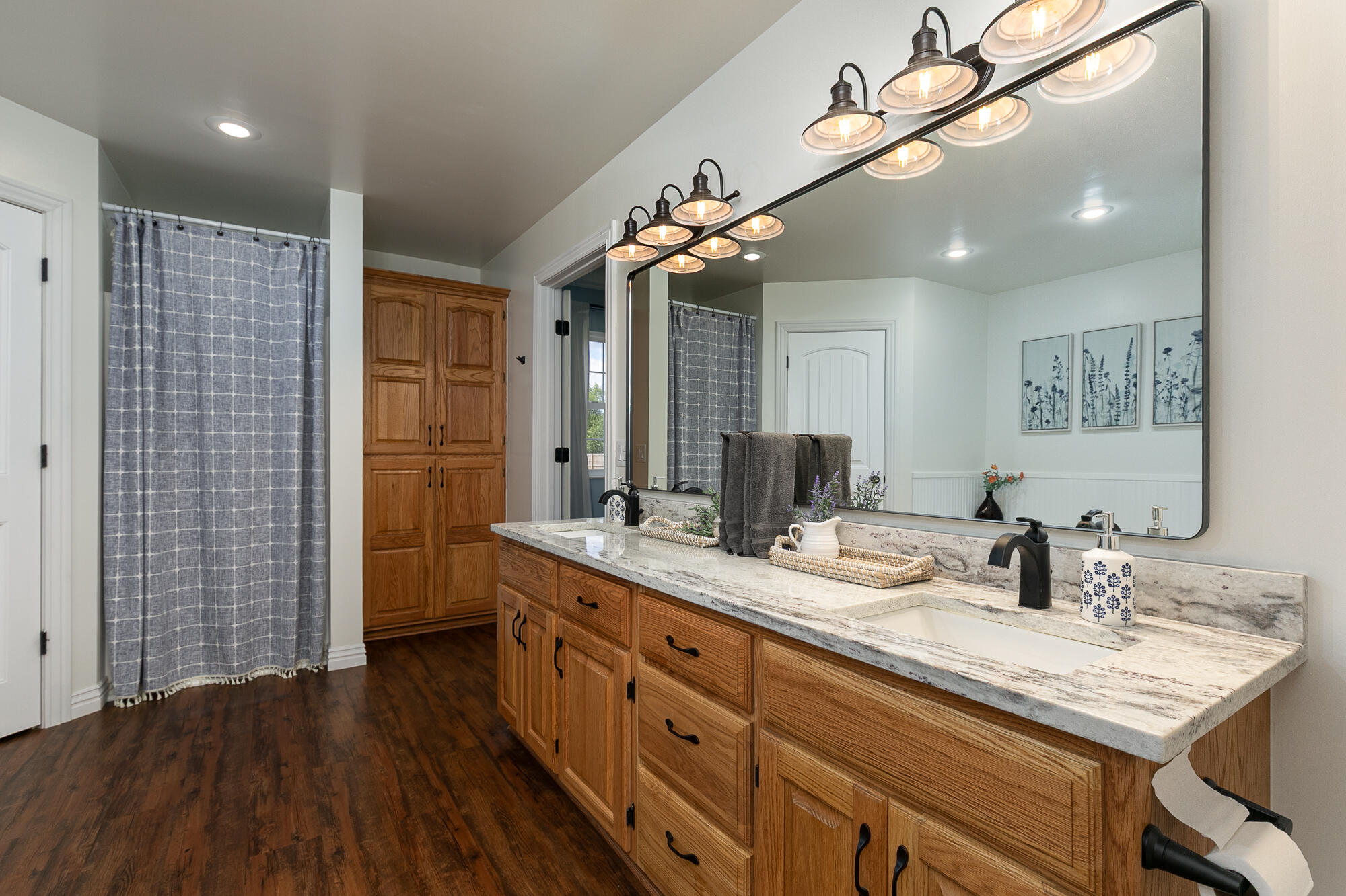 1511 East San Martin Street Property Photo 17