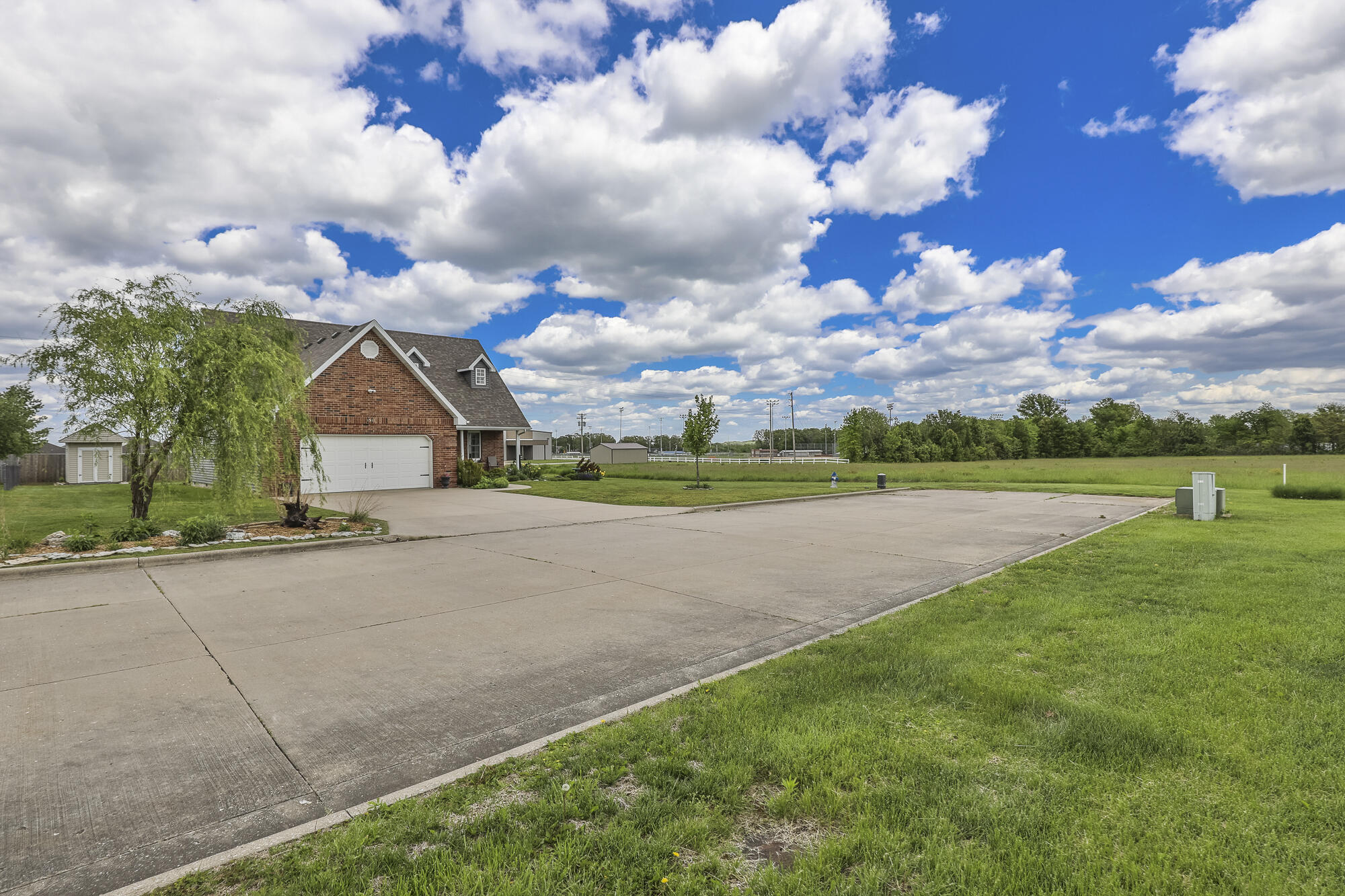 1511 East San Martin Street Property Photo 31