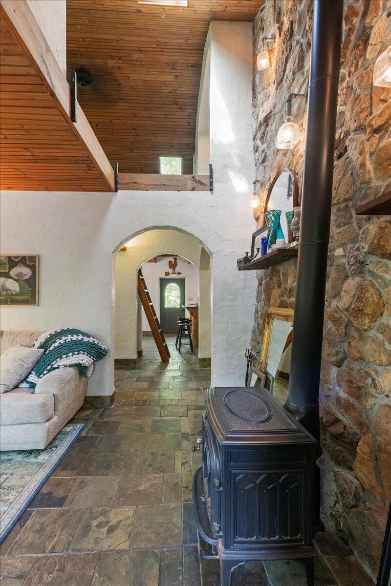 12704 County Road 7370 Property Photo 13