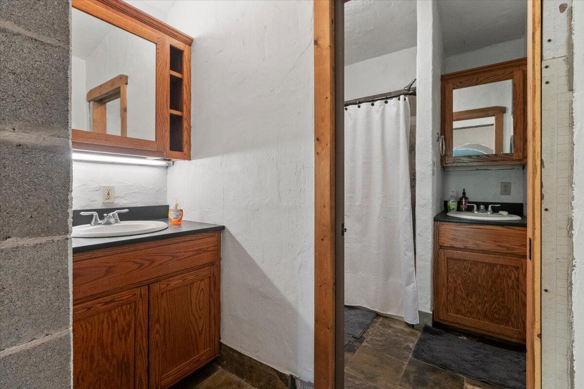 12704 County Road 7370 Property Photo 23