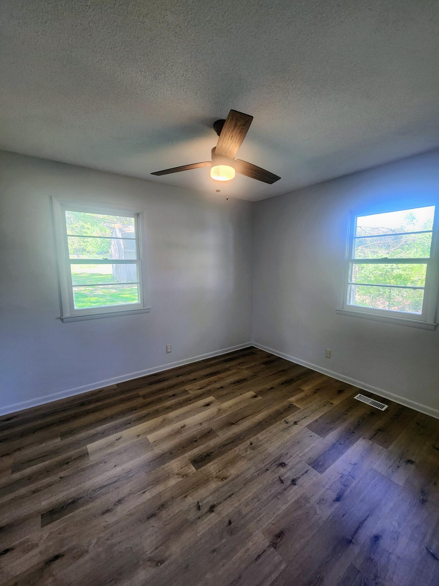 1204 Dewey Street Property Photo 12