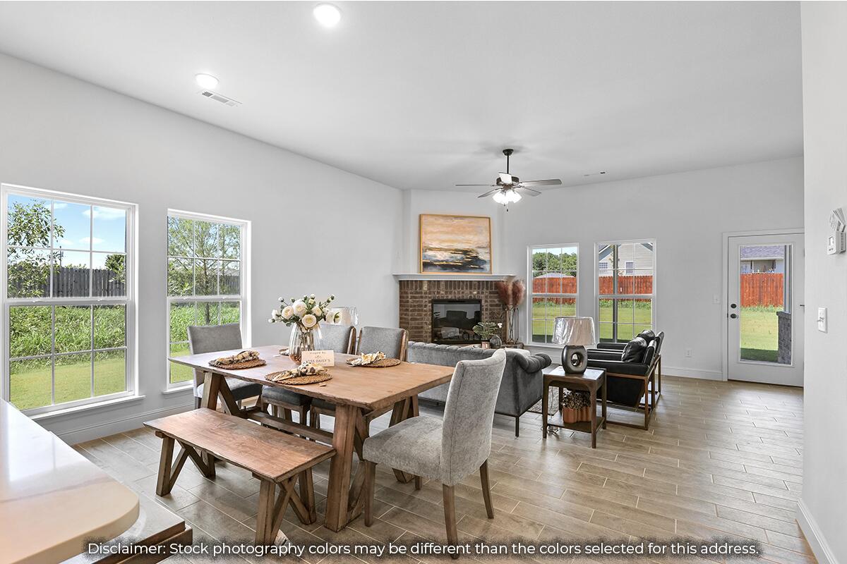 1508 East White Oak Street Property Photo 10