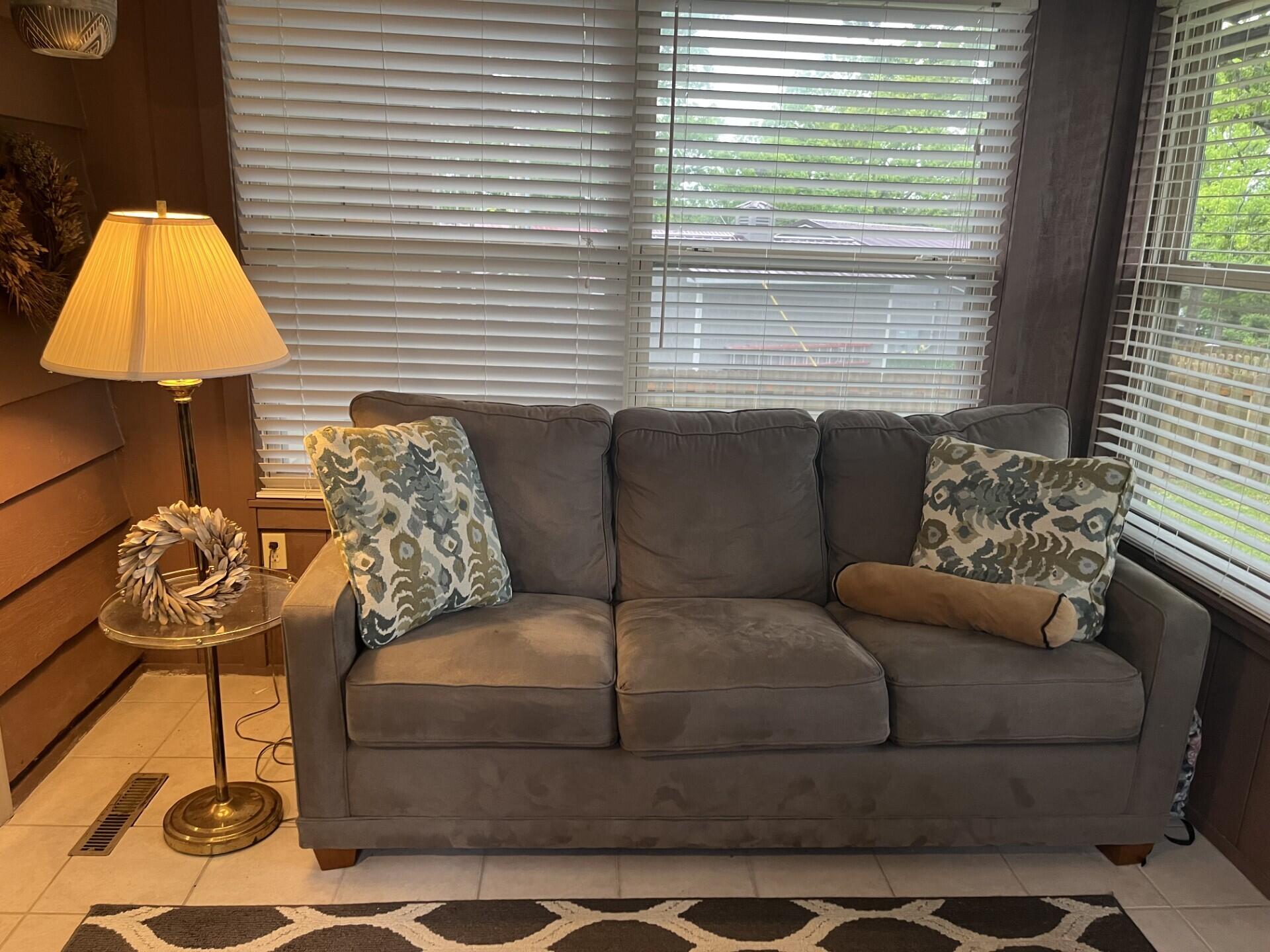12 Bridgeview Drive Property Photo 4