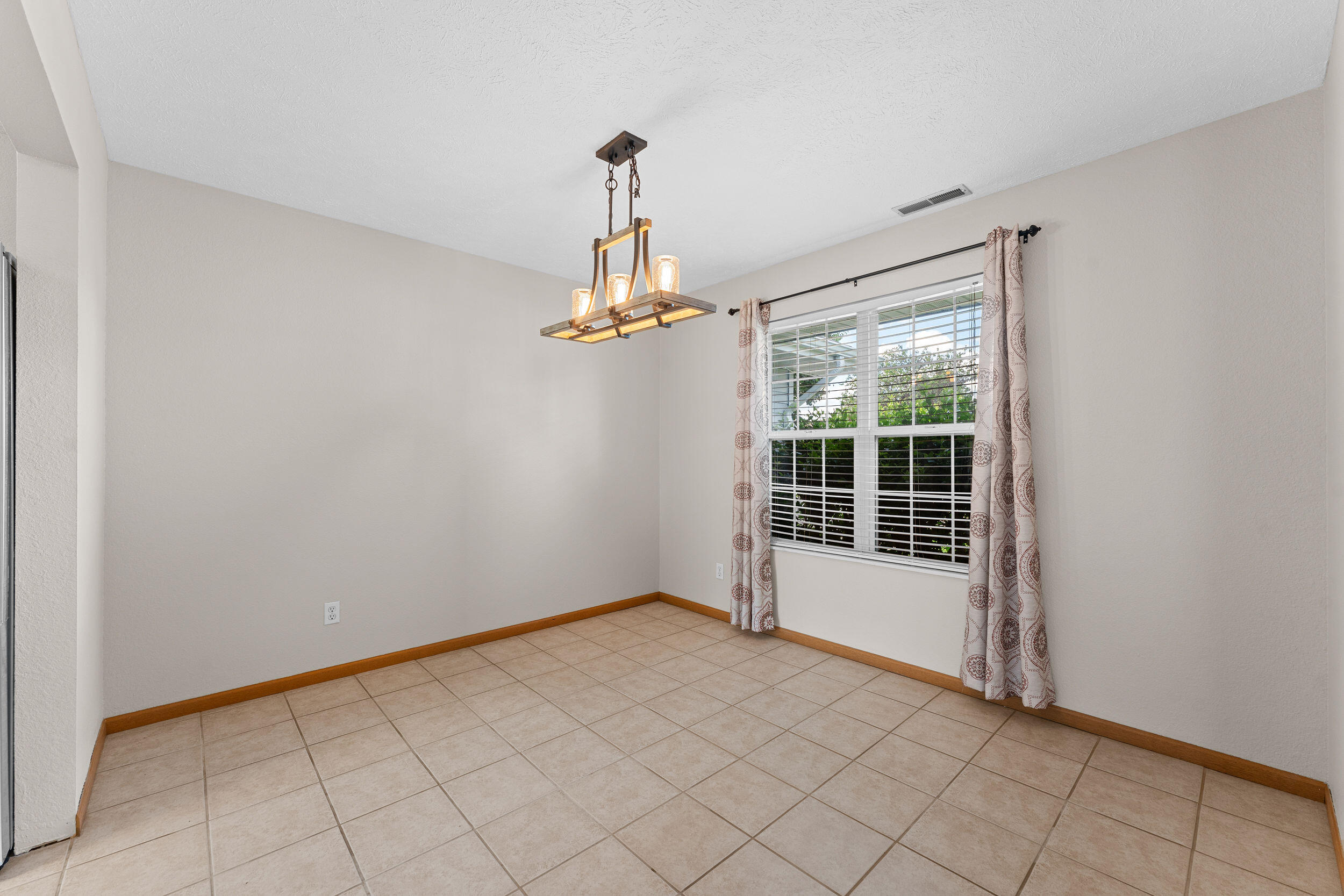 144 Leighs Way Property Photo 24