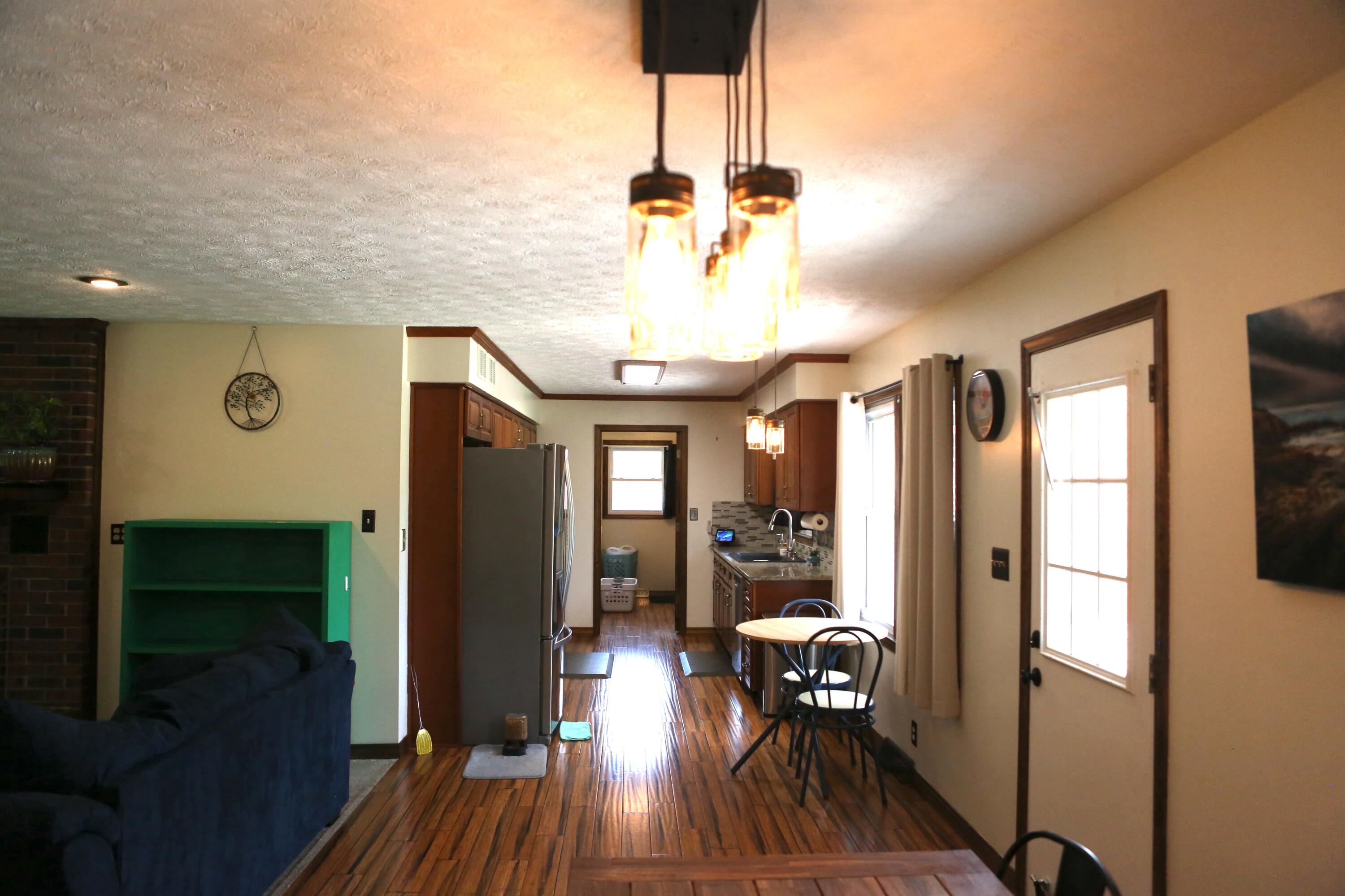 205 West Aven Avenue Property Photo 9