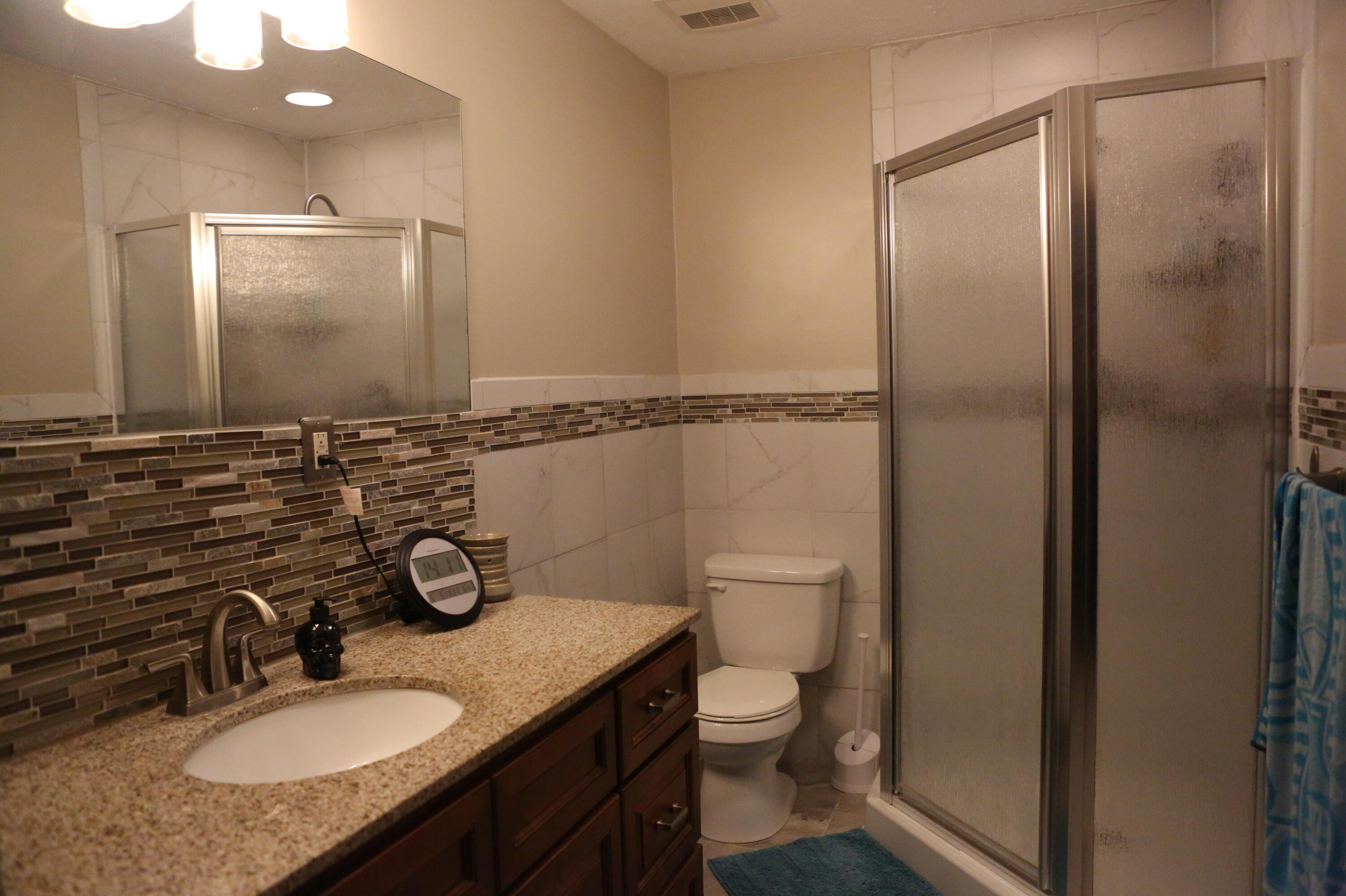 205 West Aven Avenue Property Photo 17