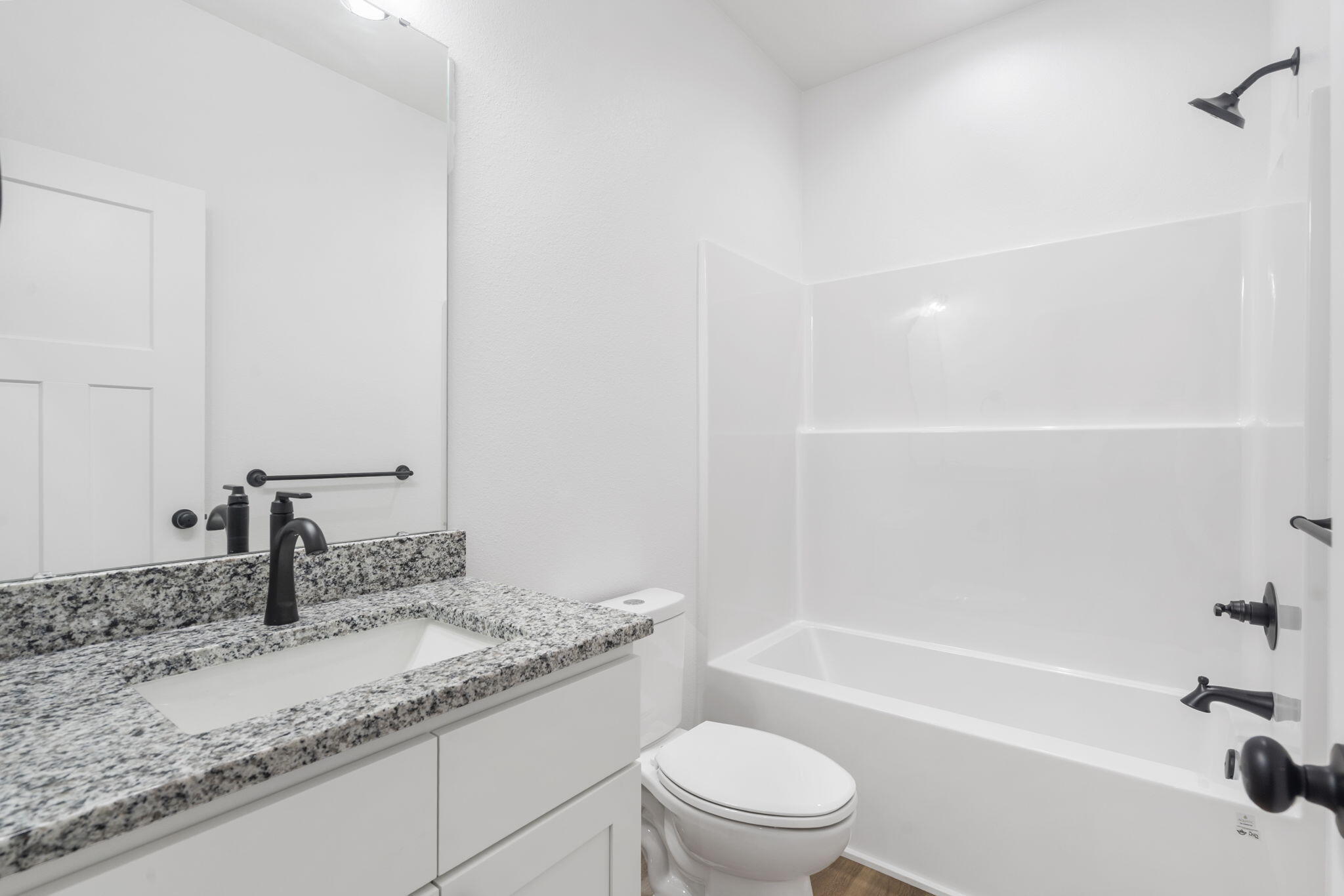 303 West Odell Street Property Photo 18
