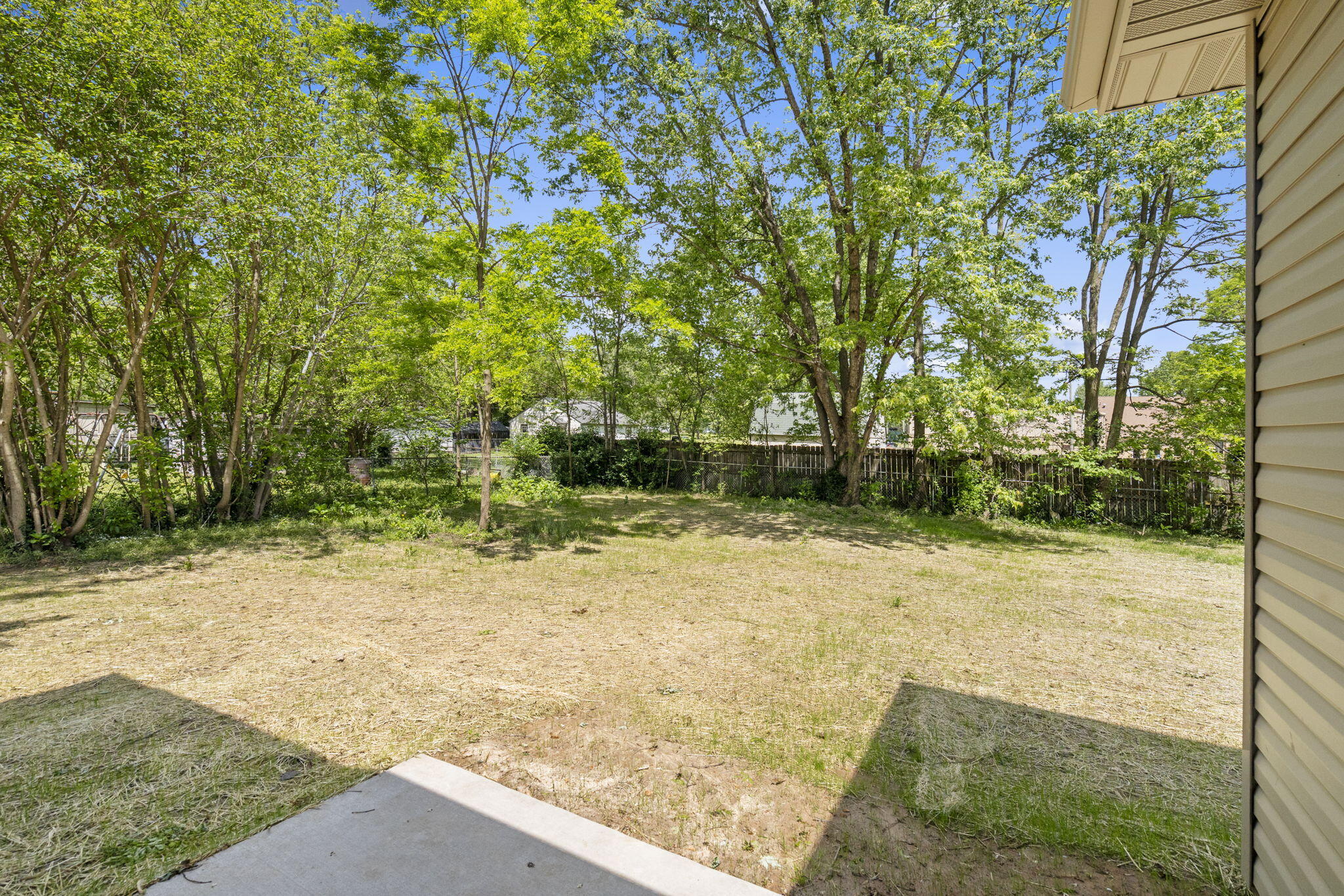 303 West Odell Street Property Photo 21