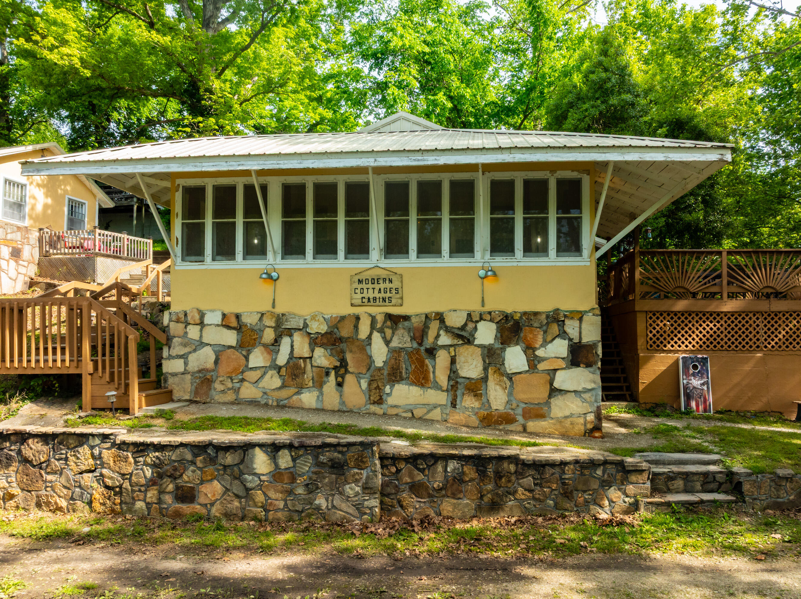 274 & 286 Beach Boulevard Property Photo 4