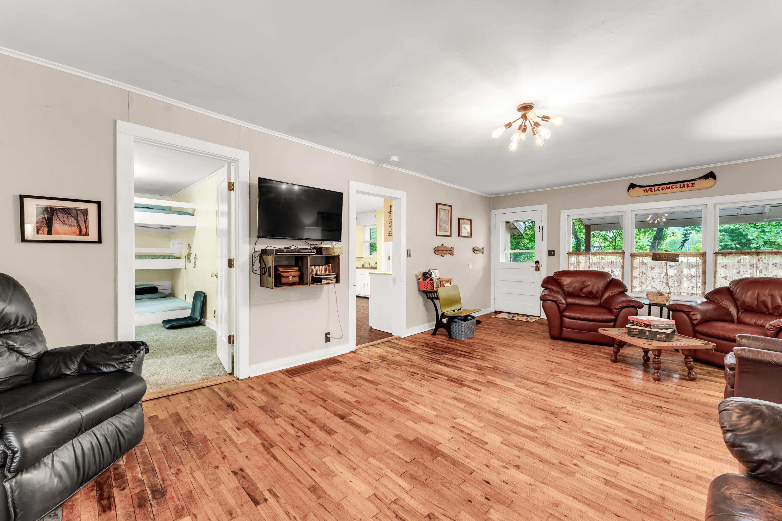 274 & 286 Beach Boulevard Property Photo 17