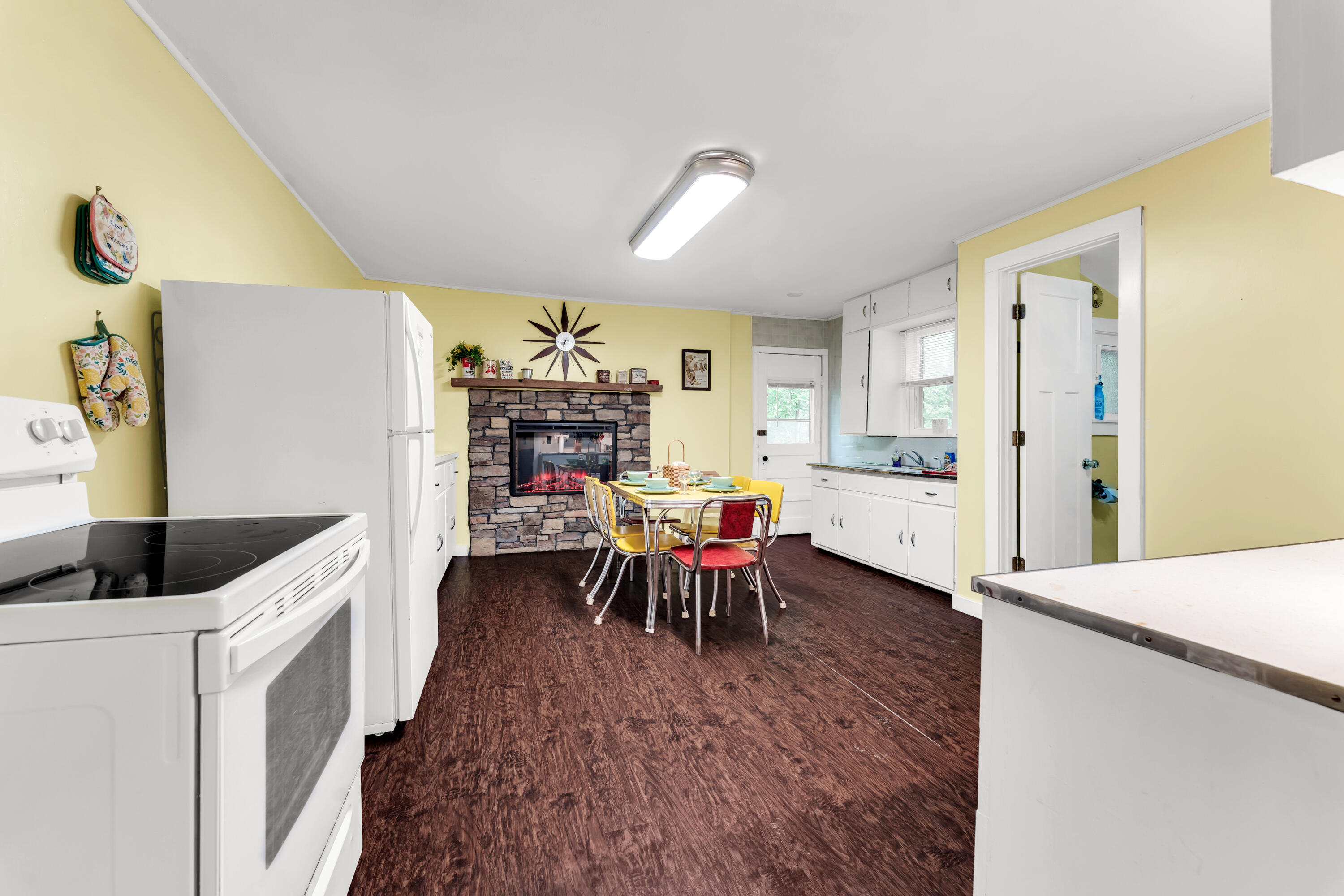 274 & 286 Beach Boulevard Property Photo 18