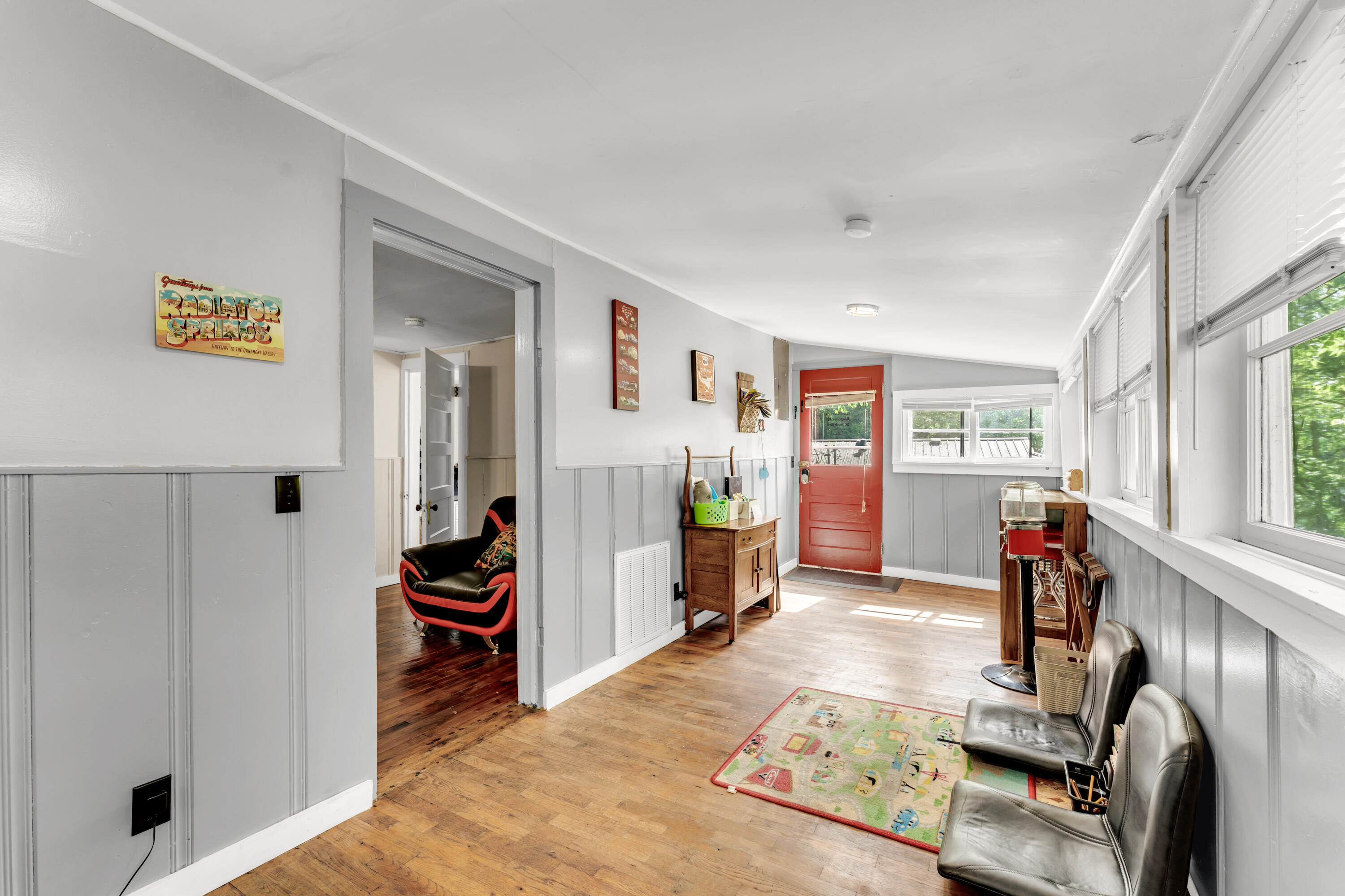 274 & 286 Beach Boulevard Property Photo 44