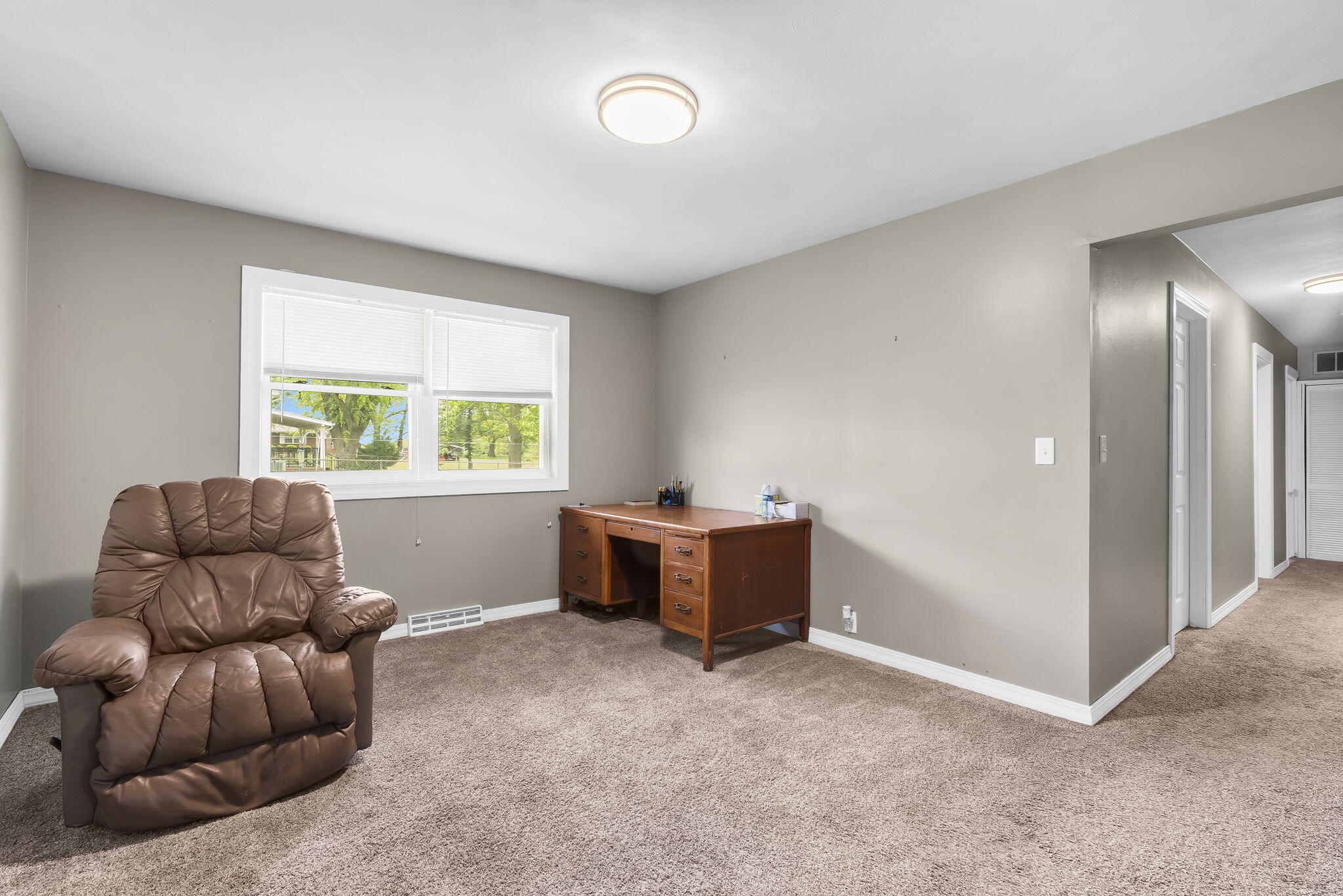 2875 South Madison Avenue Property Photo 4