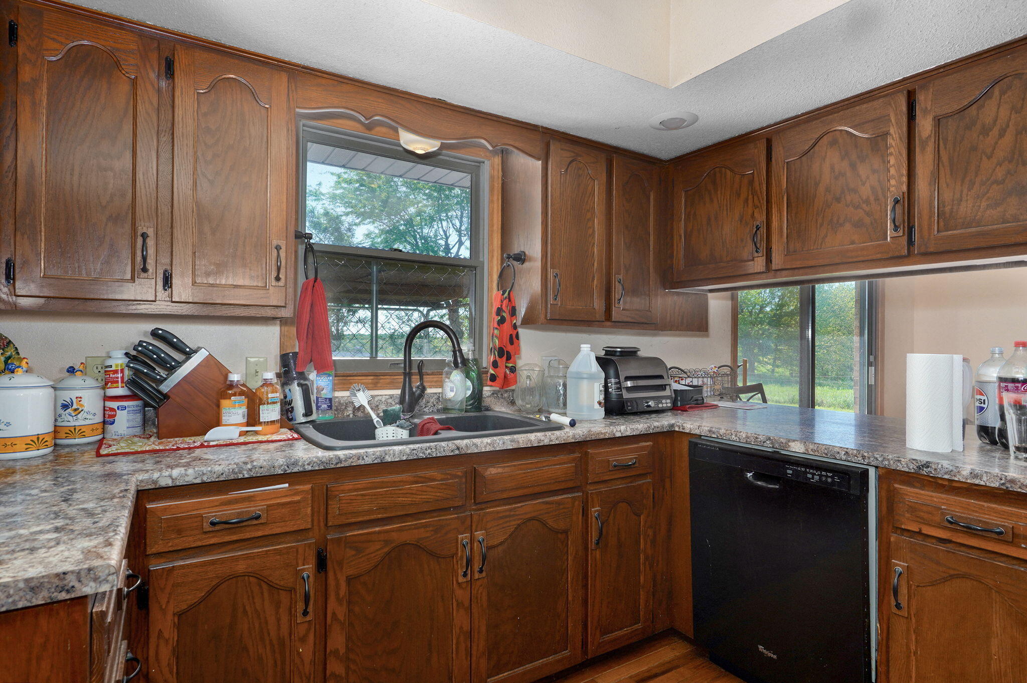 8610 North Farm Road 53 Property Photo 15