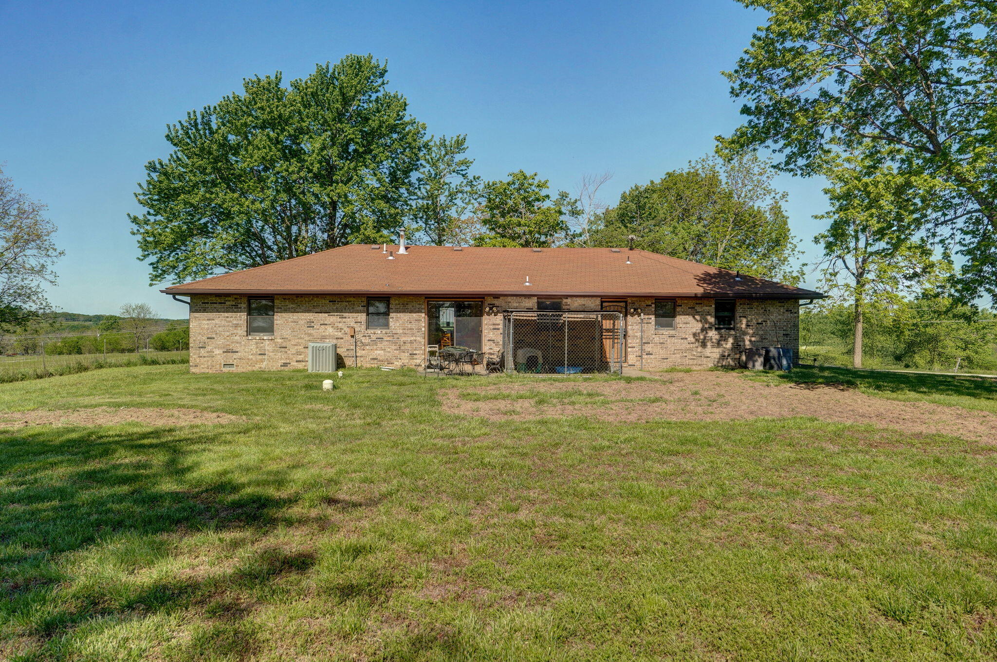 8610 North Farm Road 53 Property Photo 26