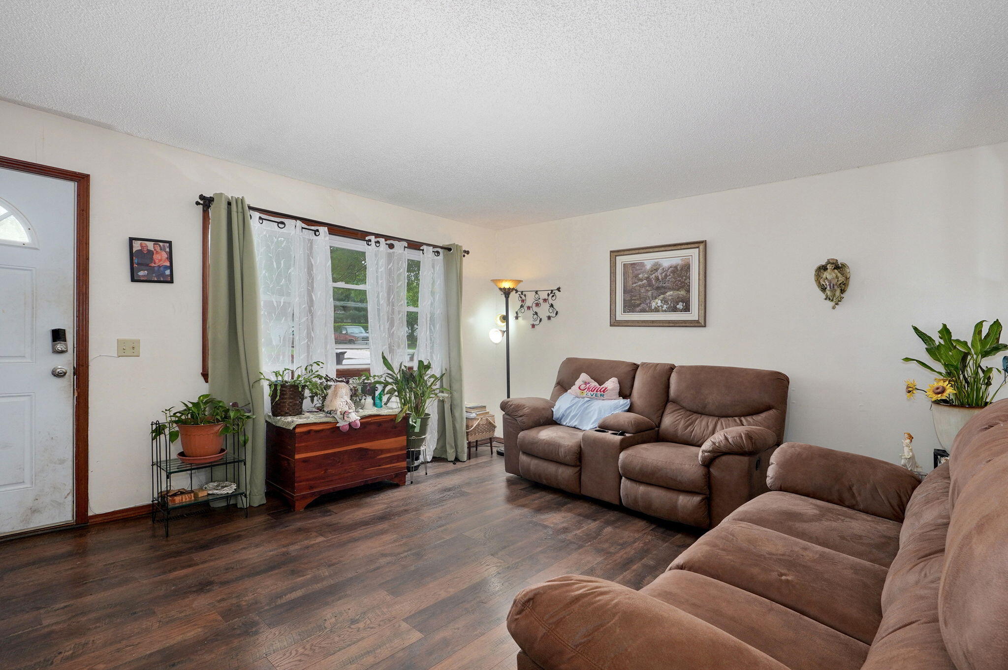 1609 East Kentwood Street Property Photo 11