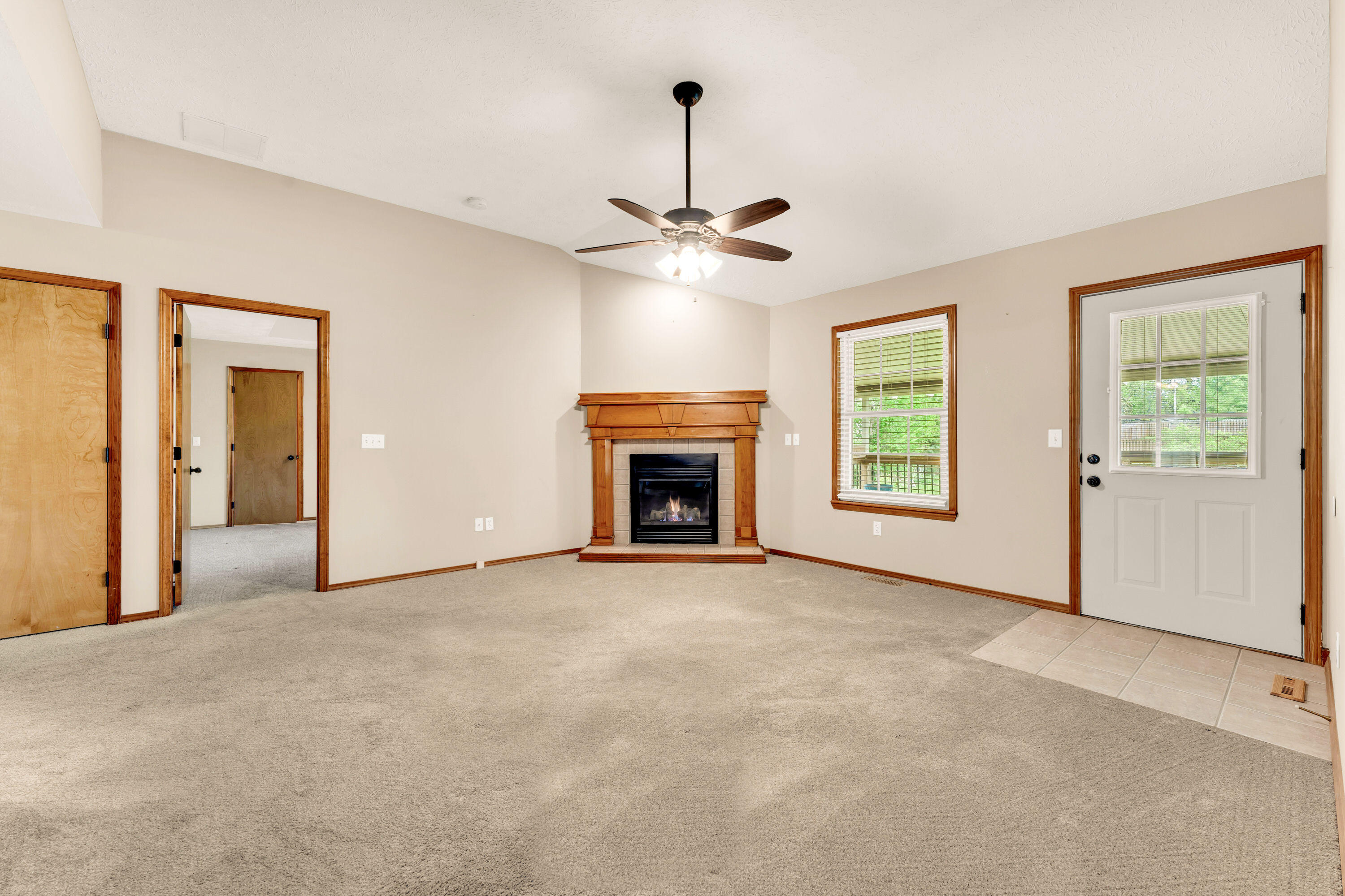 3742 West Village Terrace Property Photo 5