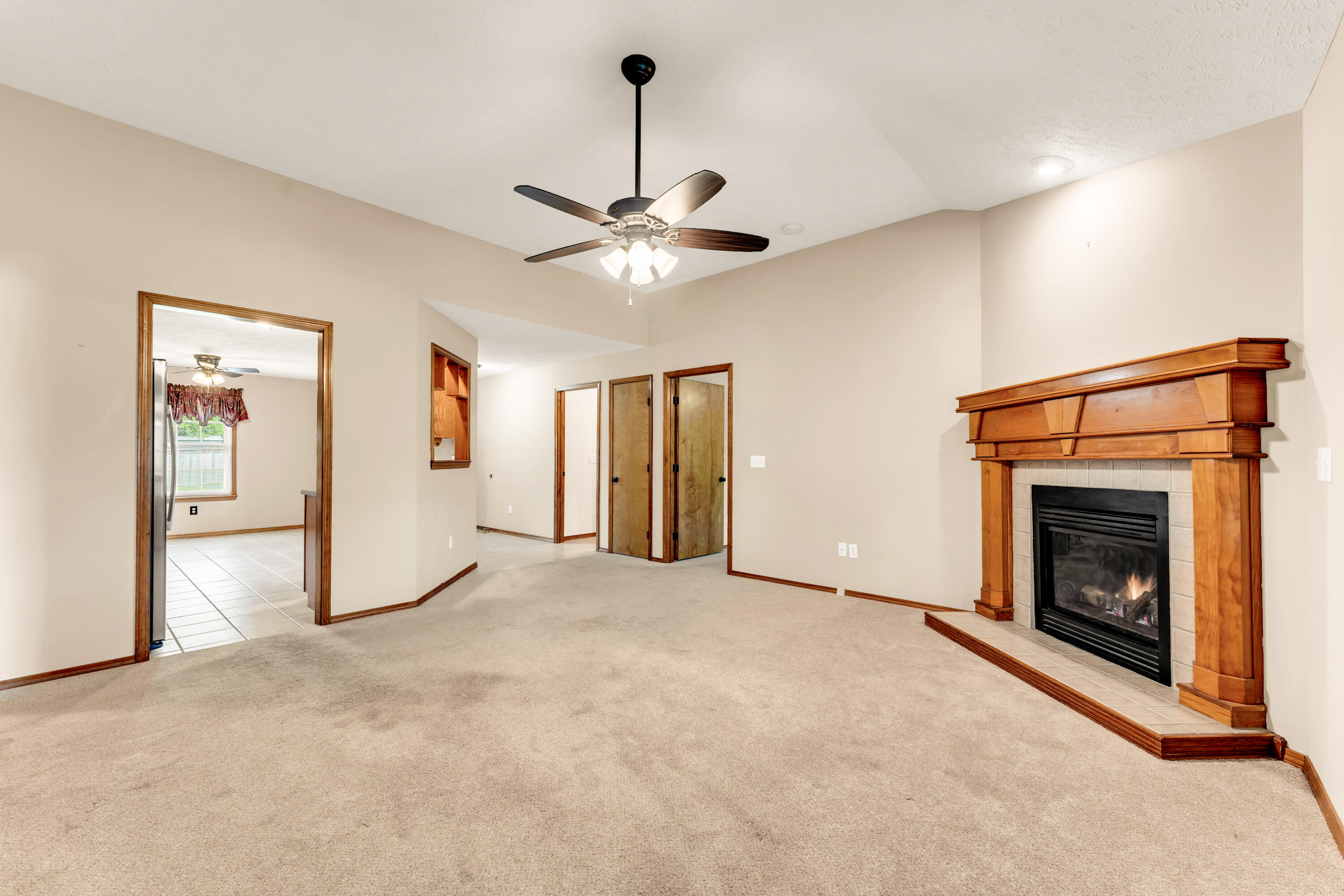 3742 West Village Terrace Property Photo 6