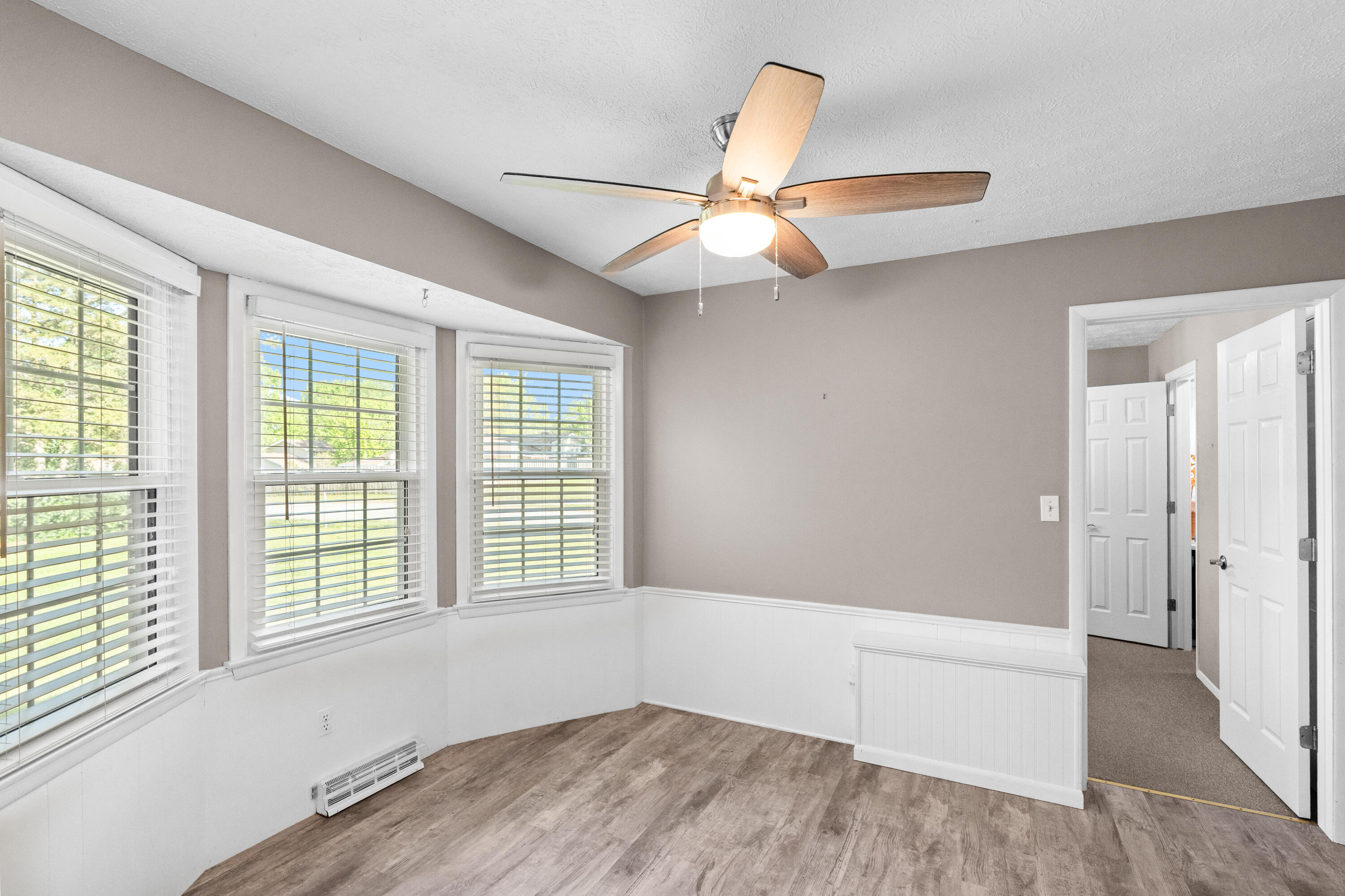 3145 South Glenhaven Avenue Property Photo 14