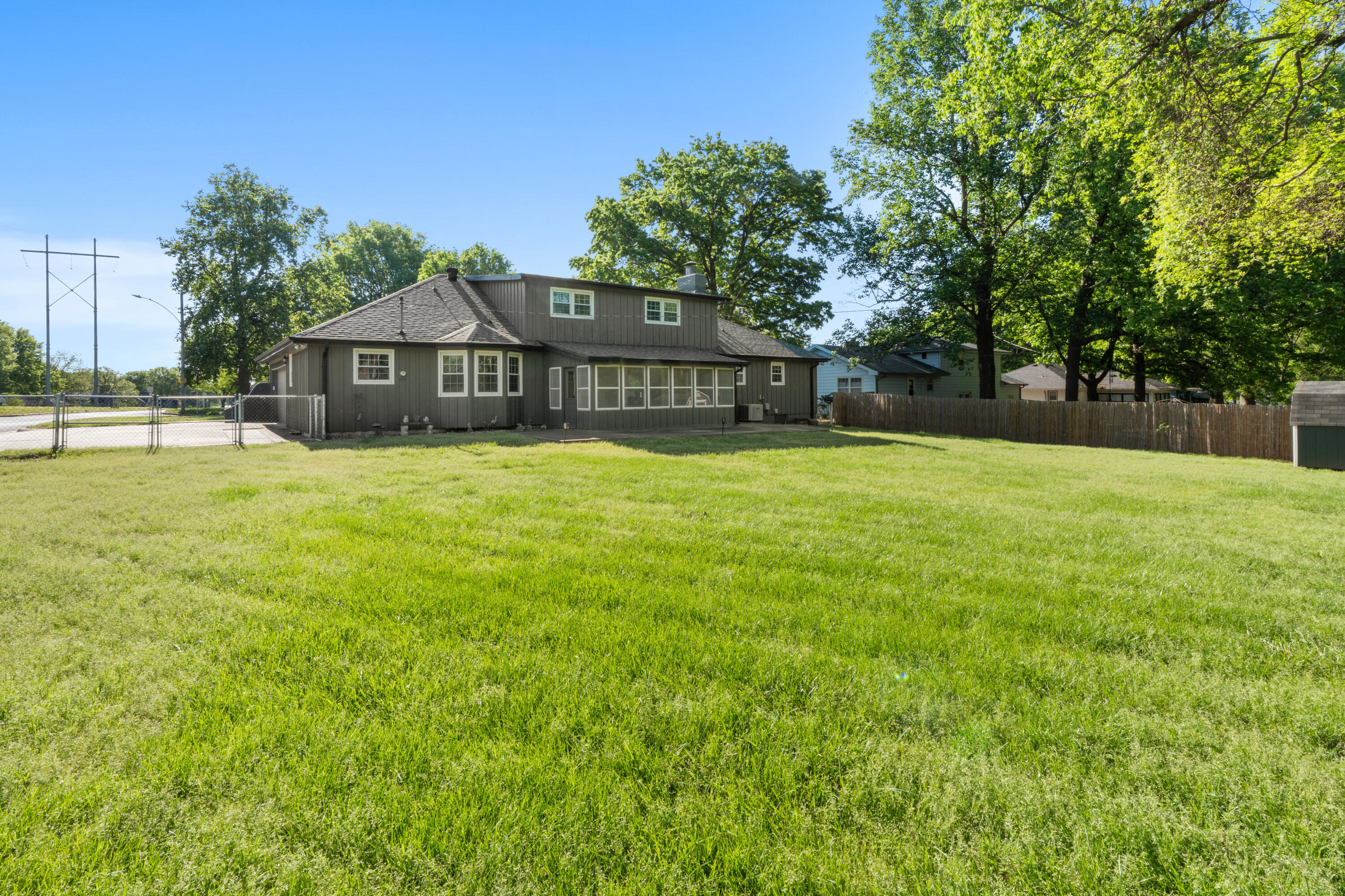 3145 South Glenhaven Avenue Property Photo 40