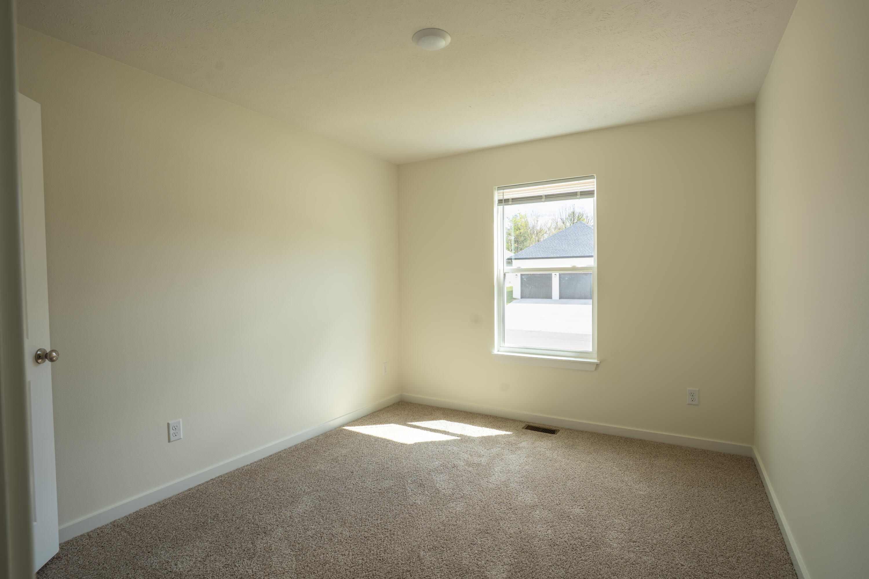 801 East Tarpon Road Property Photo 5
