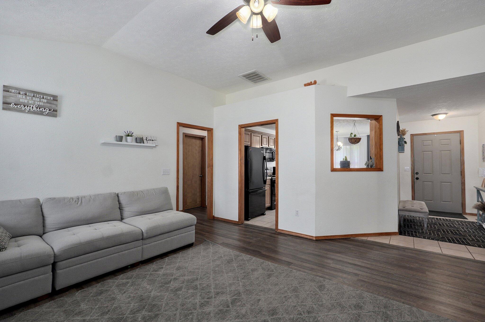 6004 North 6th Avenue Property Photo 6