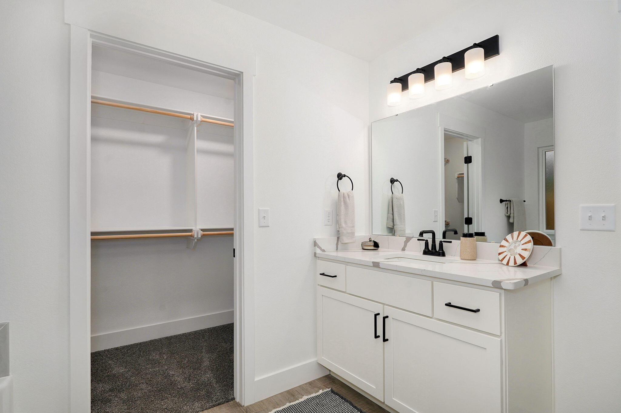 1612 White Oak Street Property Photo 23