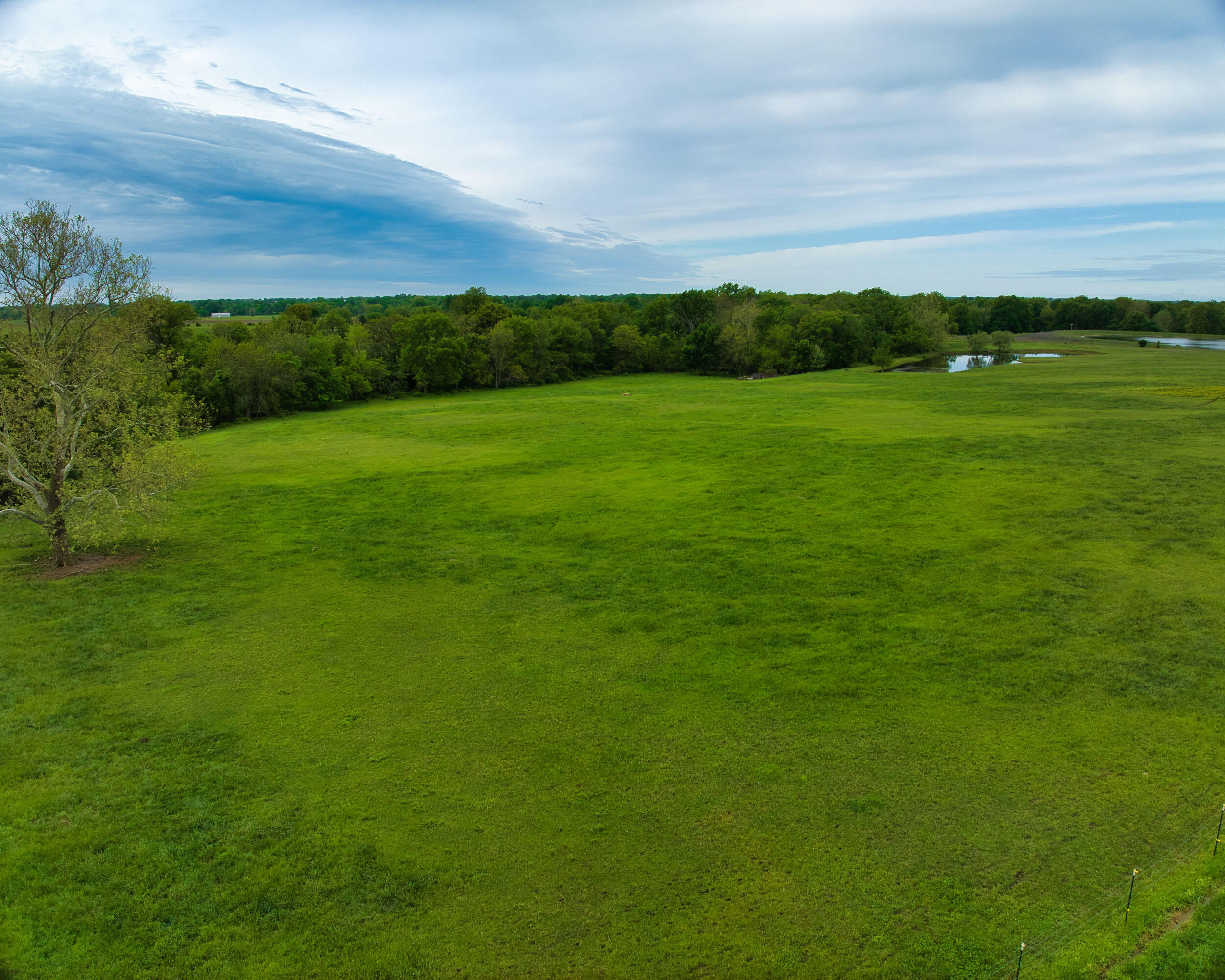 17522 East N Highway Property Photo 16