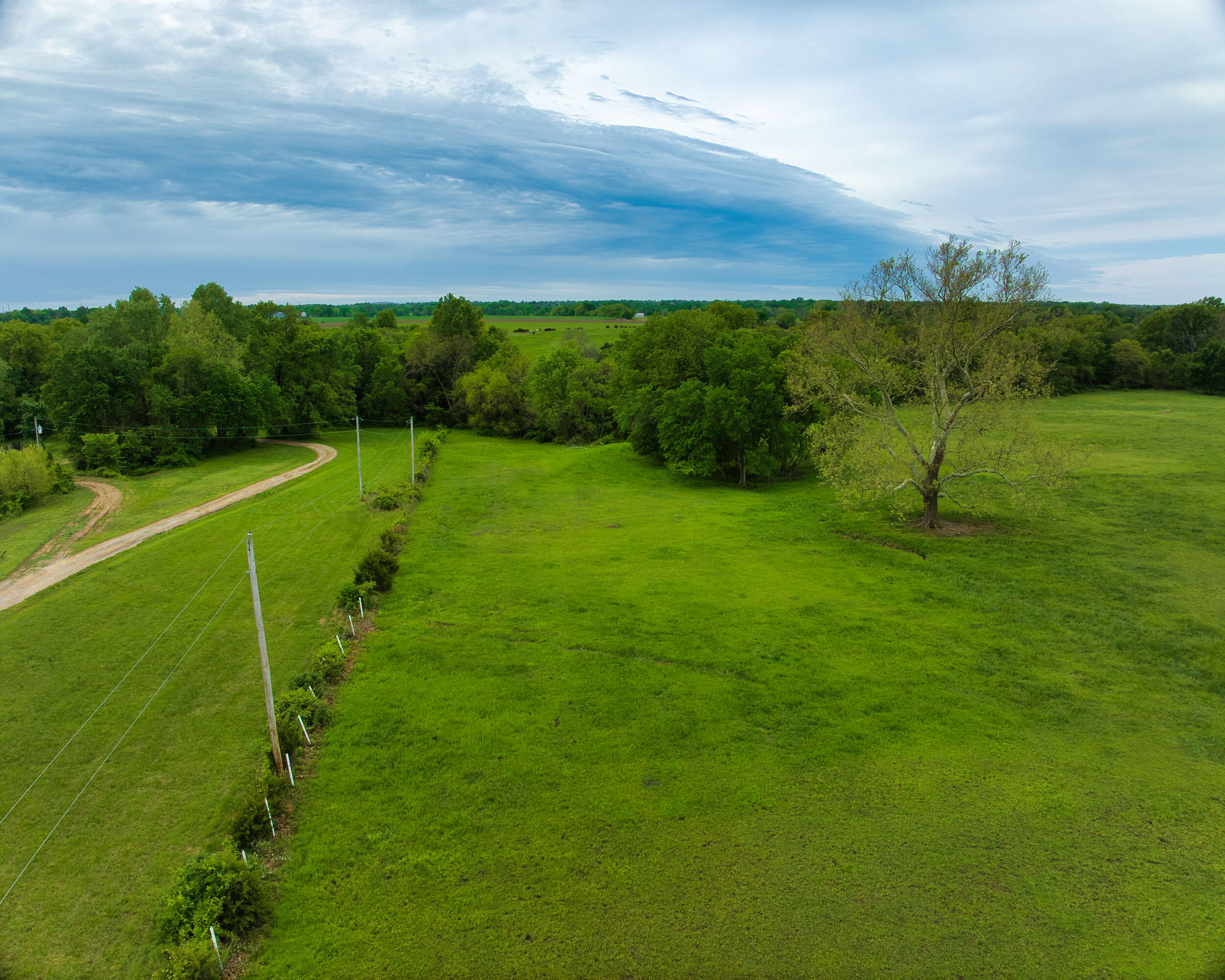 17522 East N Highway Property Photo 17