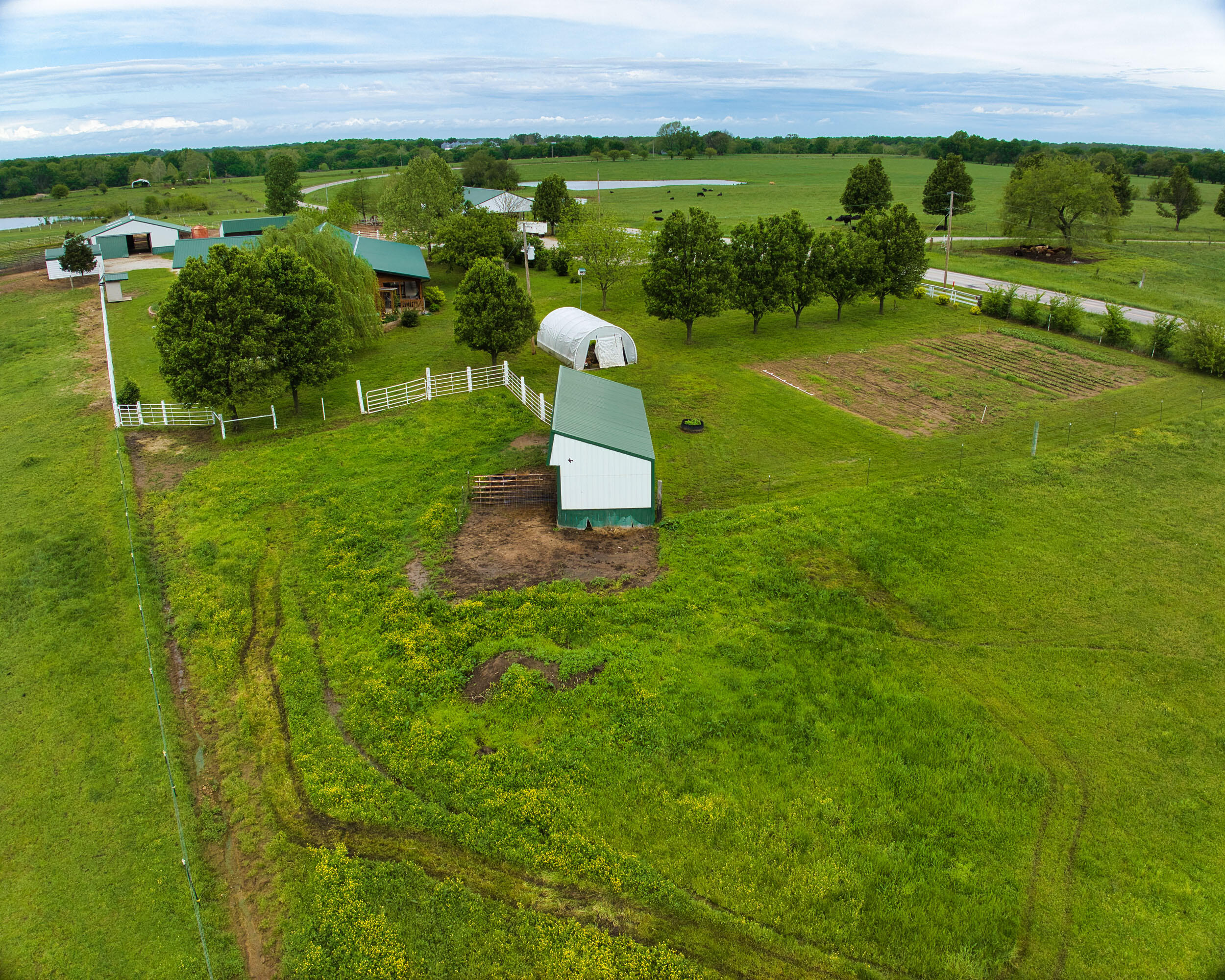 17522 East N Highway Property Photo 19