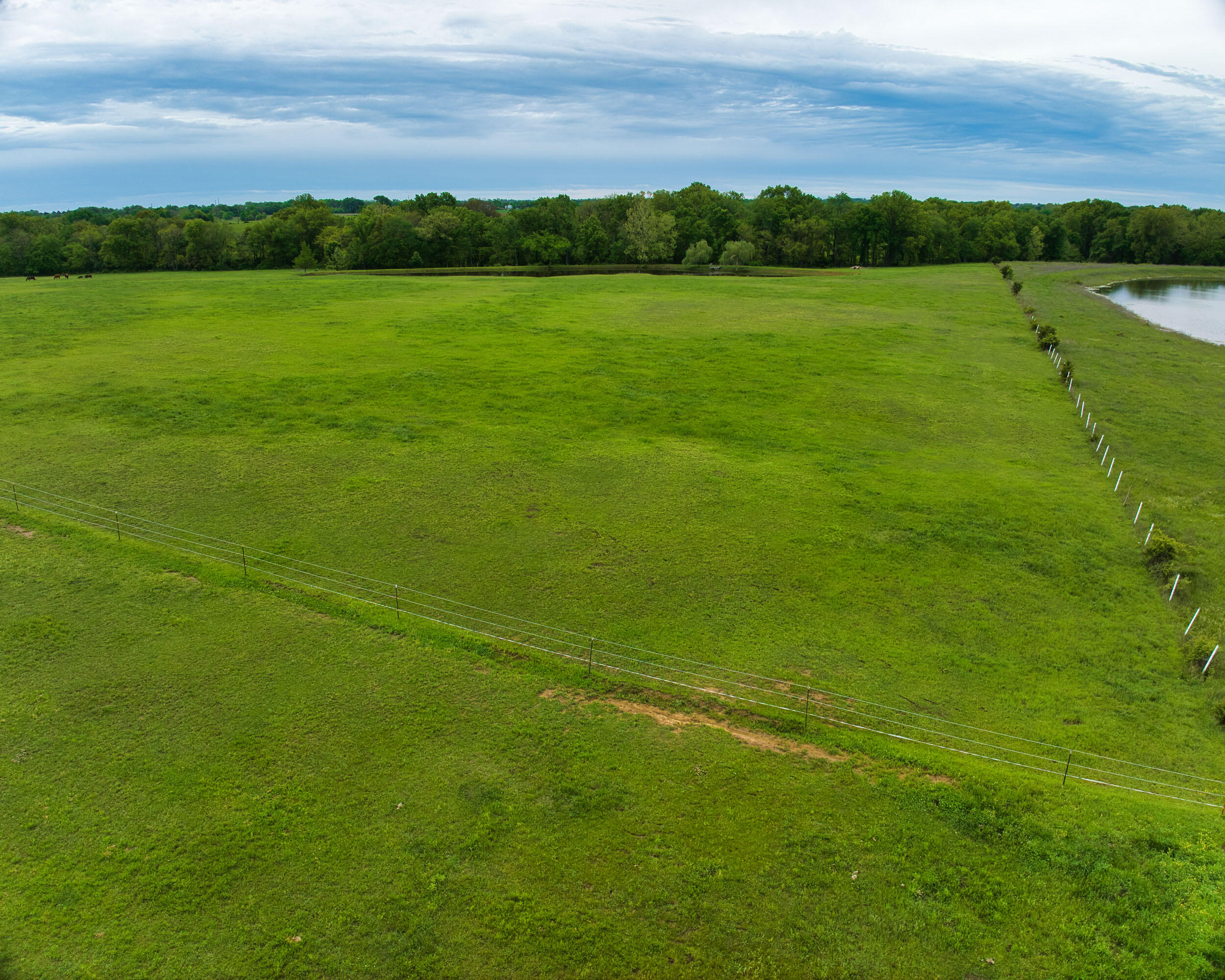 17522 East N Highway Property Photo 40
