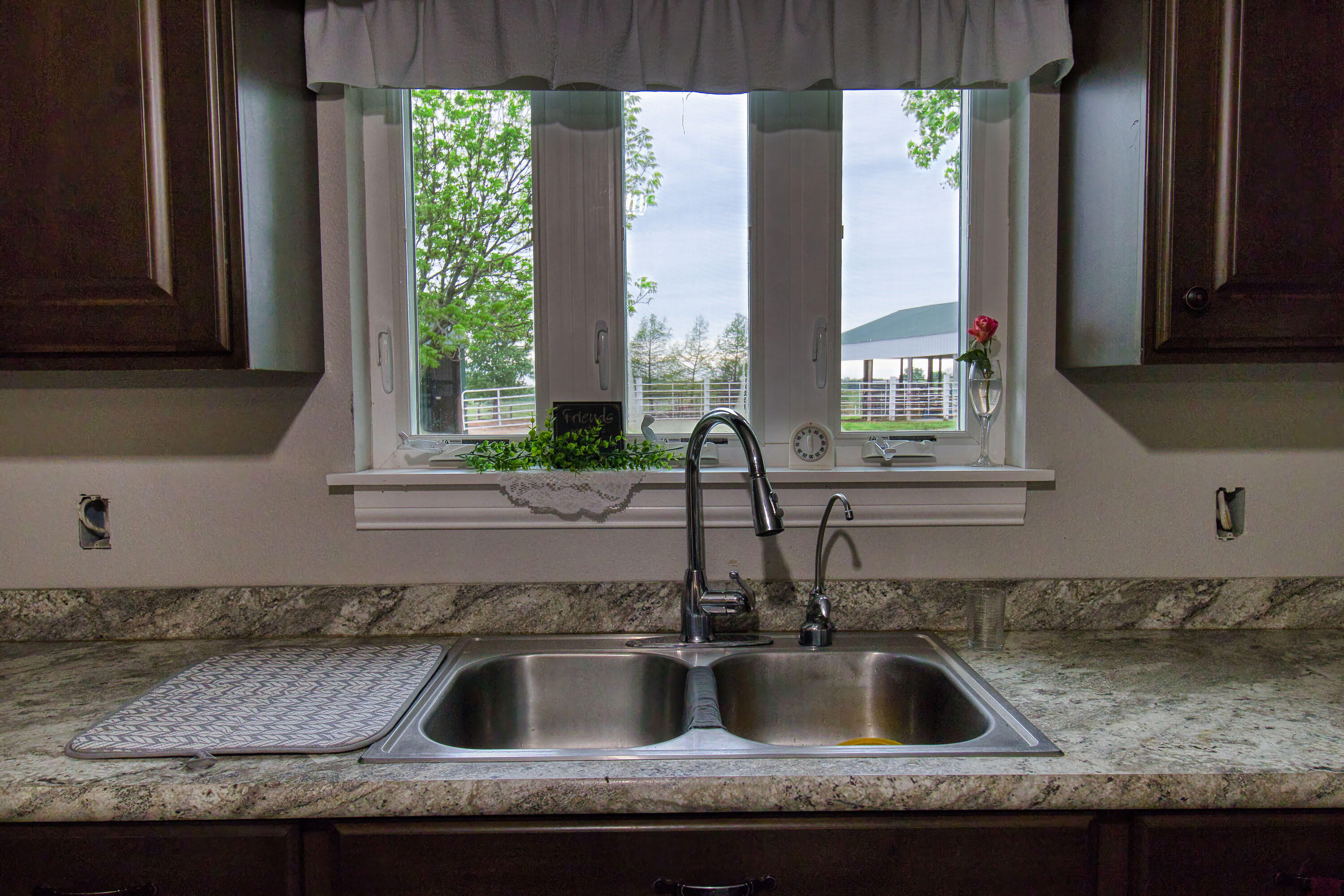 17522 East N Highway Property Photo 63