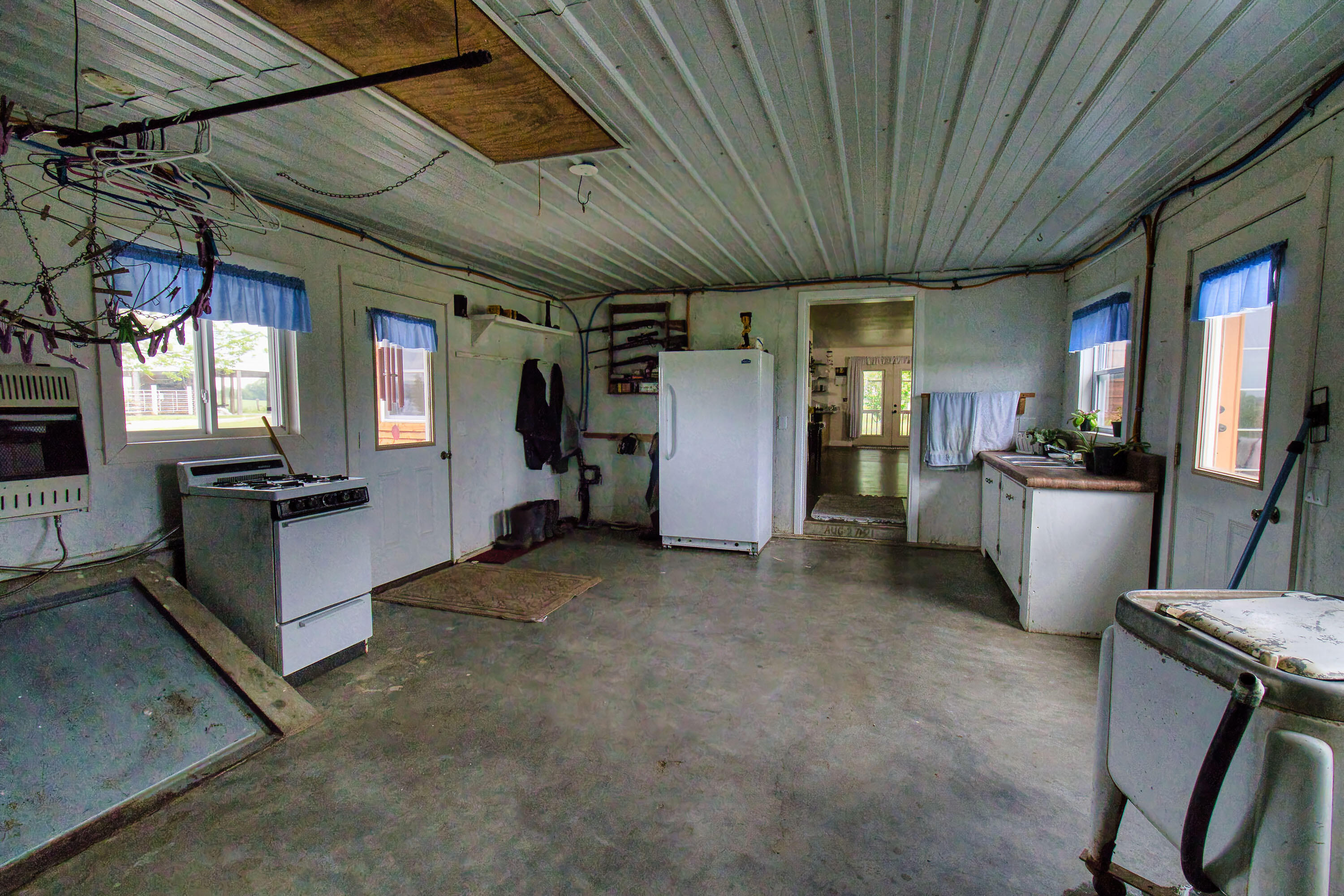 17522 East N Highway Property Photo 76