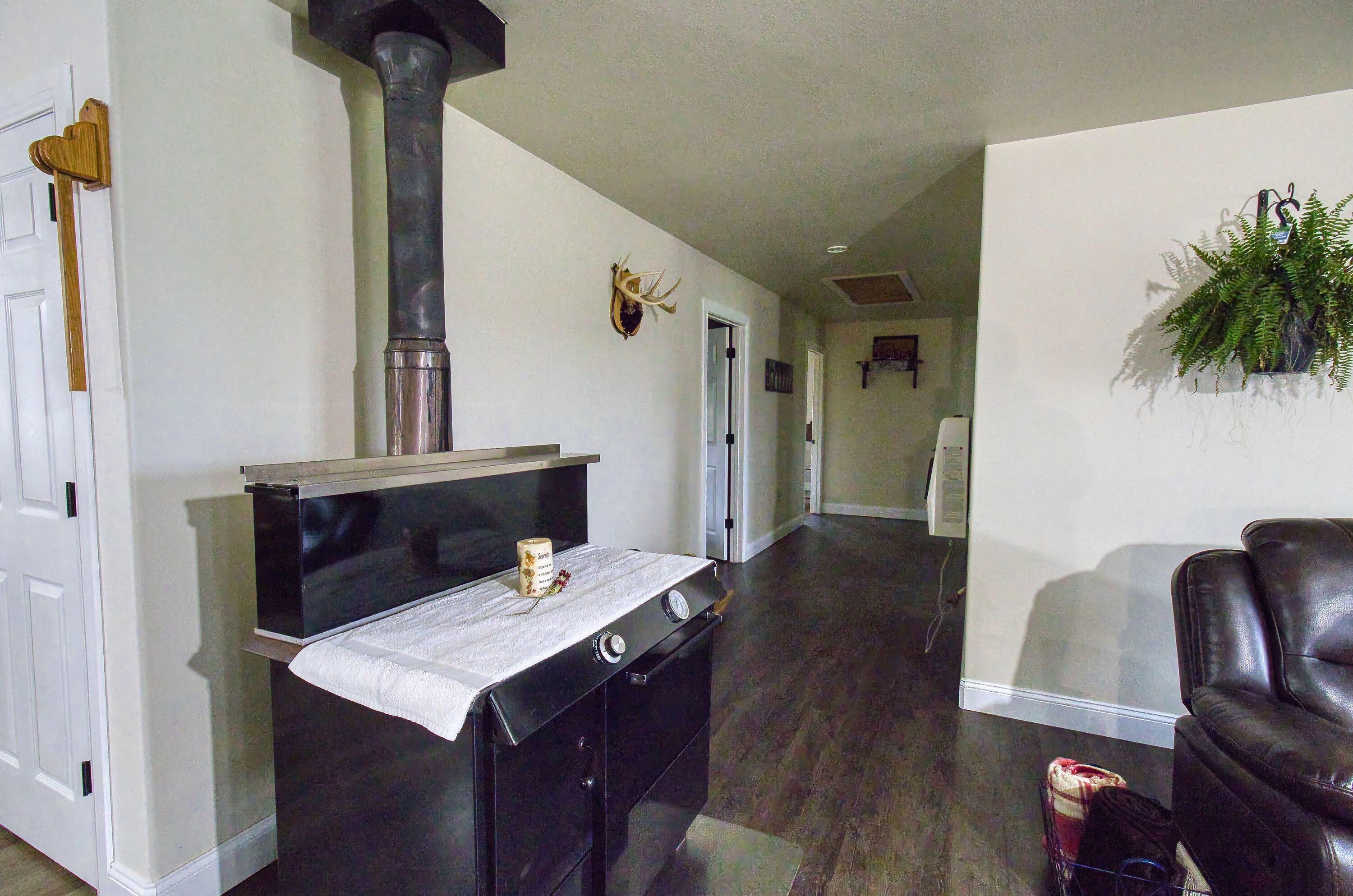 17522 East N Highway Property Photo 78