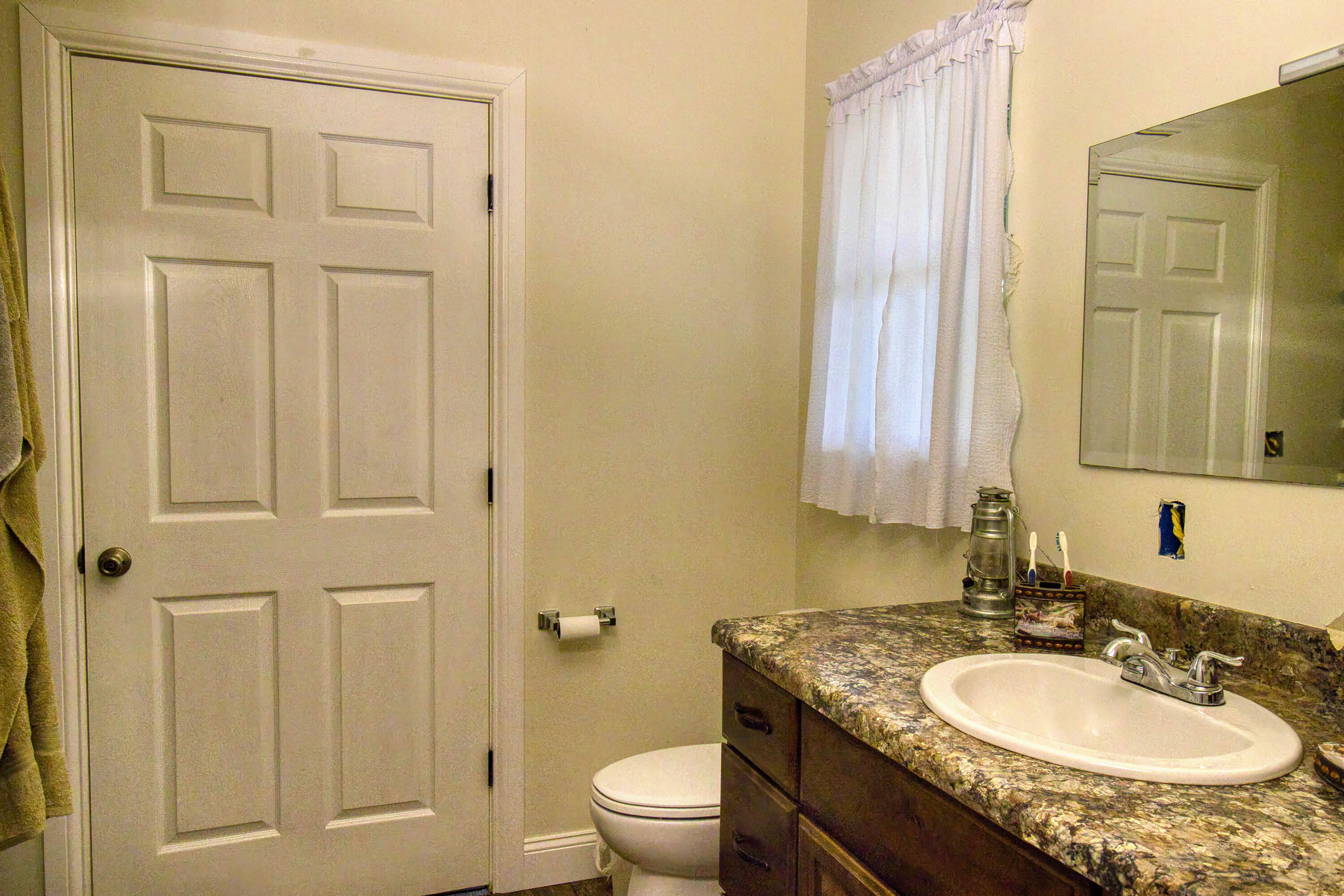 17522 East N Highway Property Photo 83